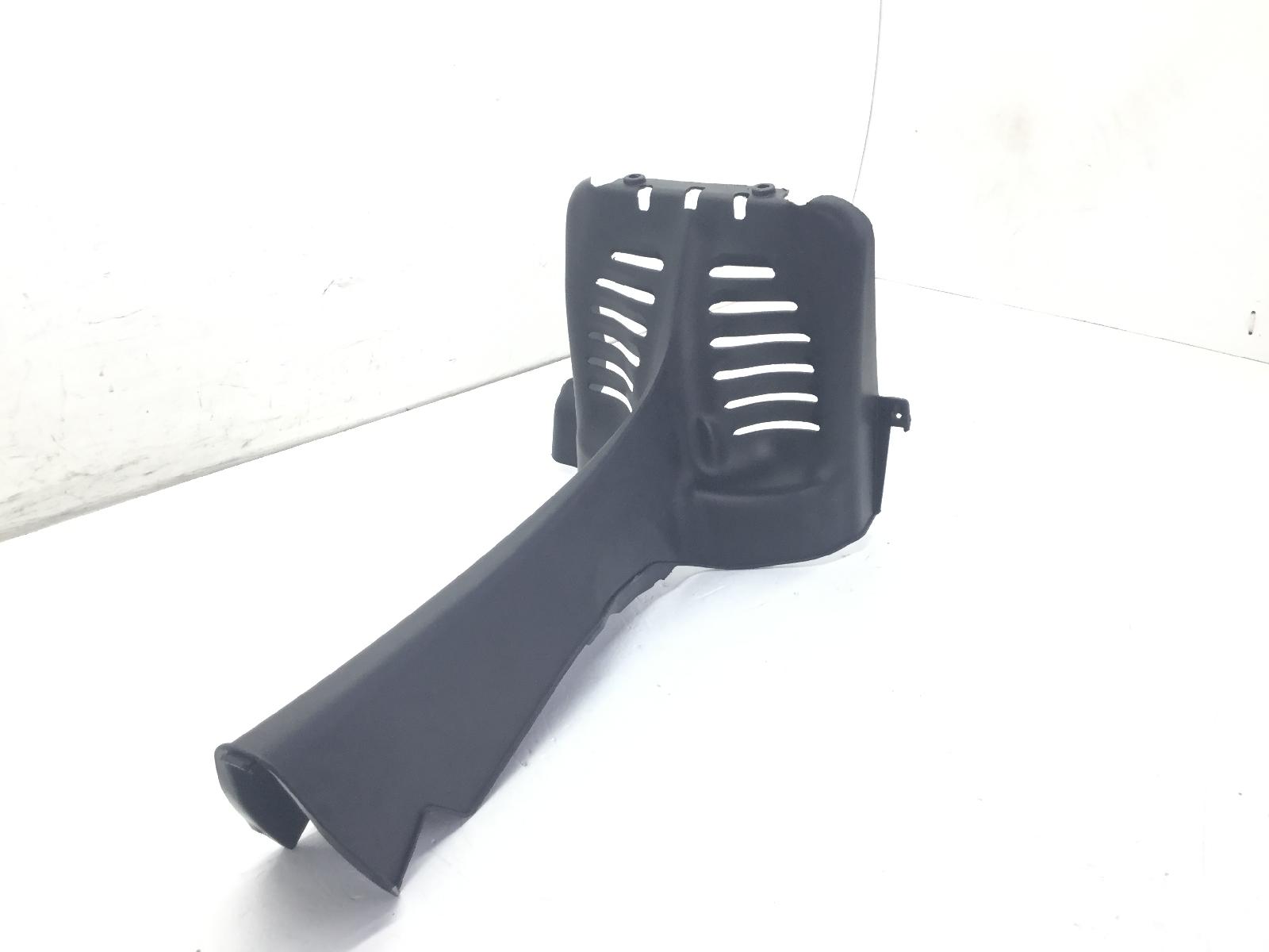 Piaggio mp3 mic 400 coperchio chiusura centrale carena chiglia vano ruota 2008 2010 m59102