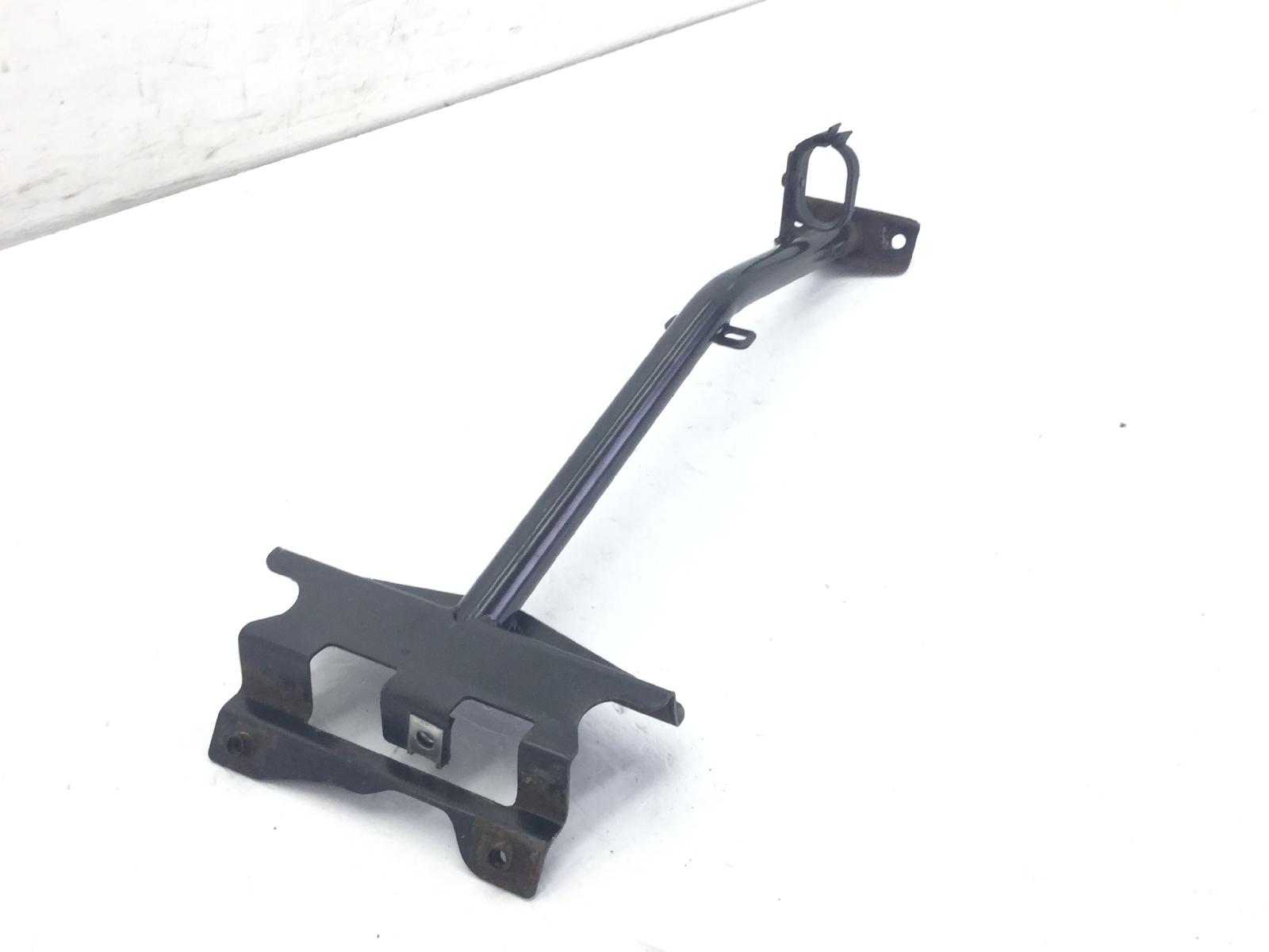 Piaggio mp3 mic 400 staffa di rinforzo telaio telaietto anteriore 2008 2010 m59102