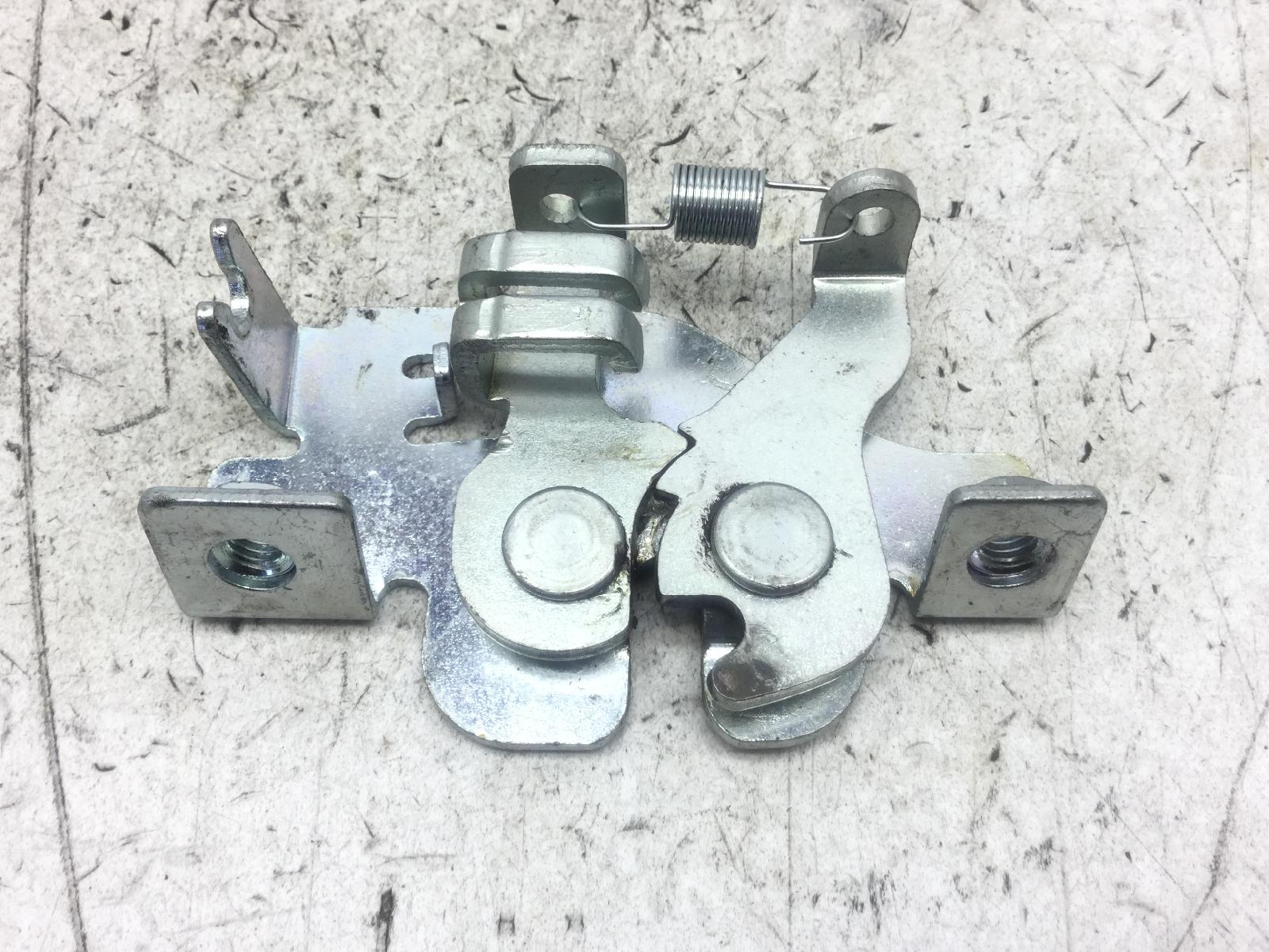 Sym nh x cbs 125 gancio apertura chiusura sella saddle 2019 2019 lxmmea301kxa