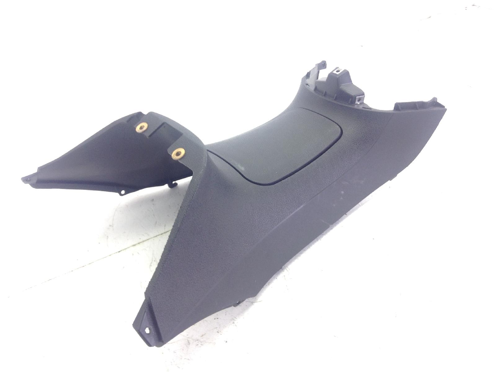 Piaggio mp3 yourban erl 300 carena tunnel pedana centrale e sportello 2011 2015 m71200