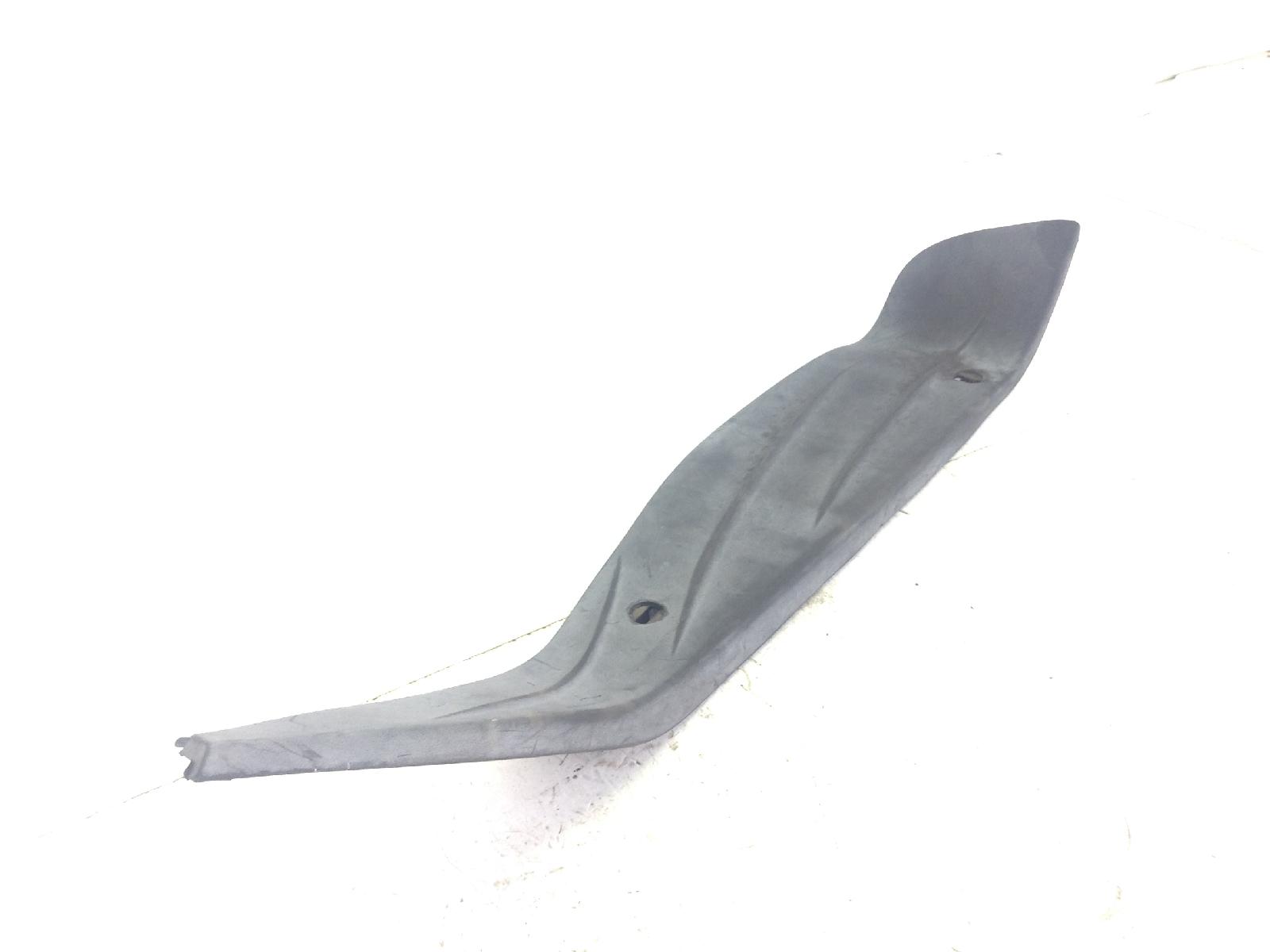 Piaggio mp3 yourban erl 300 tappetino destro pedana pavimento poggiaiedi 2011 2015 m71200