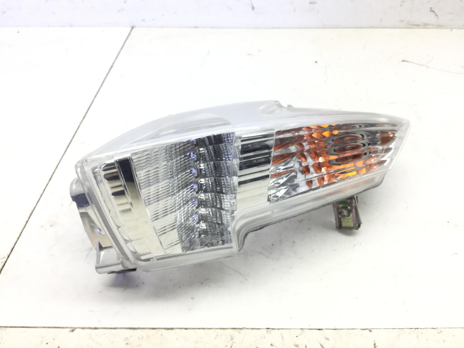 Piaggio mp3 yourban erl 300 faro fanale stop freccia posteriore destra 2011 2015 m71200