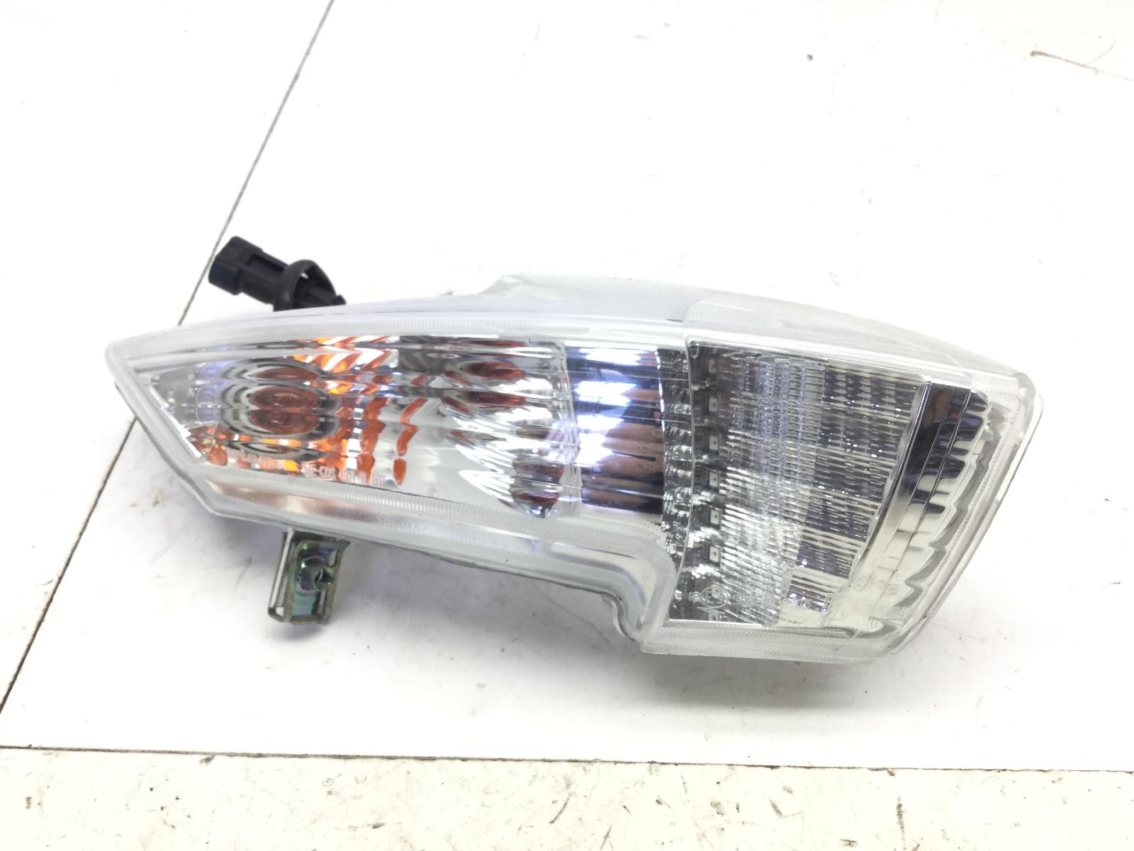 Piaggio mp3 yourban erl 300 faro fanale stop freccia posteriore sinistra 2011 2015 m71200
