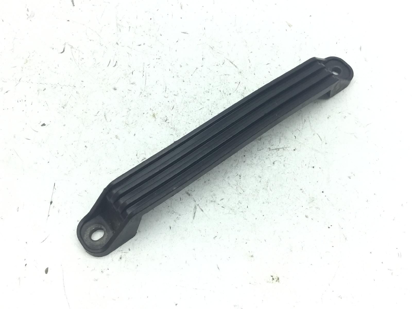 Piaggio vespa primavera 3v 150 staffa fissaggio supporto batteria 2013 2016 m81200