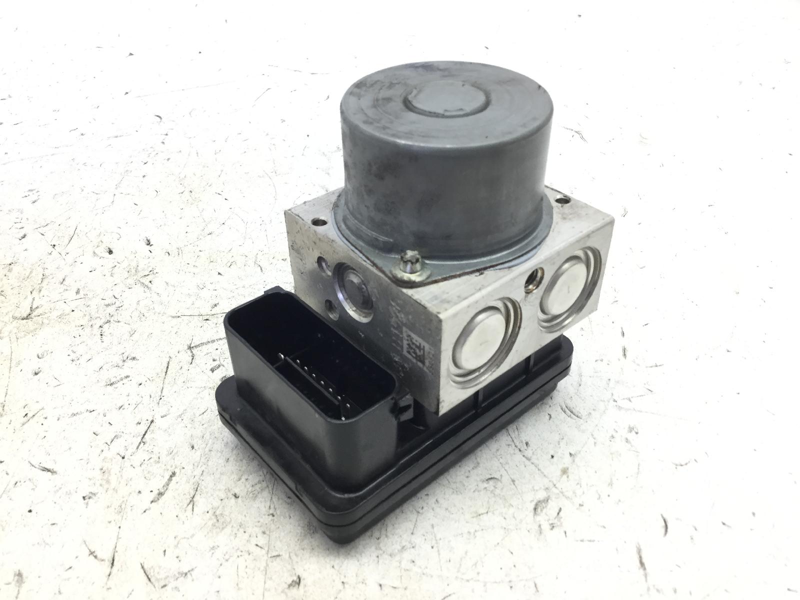 Piaggio medley ie abs 150 attuatore modulatore pompa abs freni 2016 2019 rp8ma0220