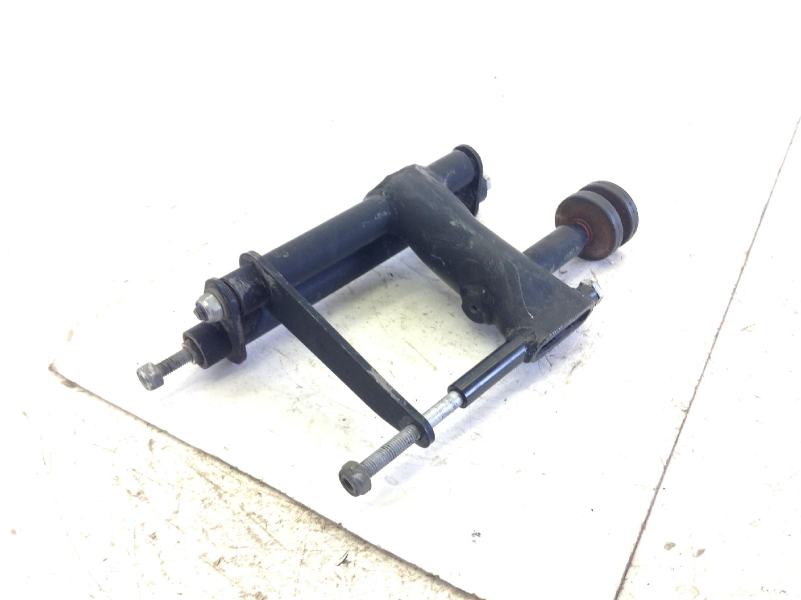 Piaggio medley ie abs 150 staffa supporto motore 2016 2019 rp8ma0220