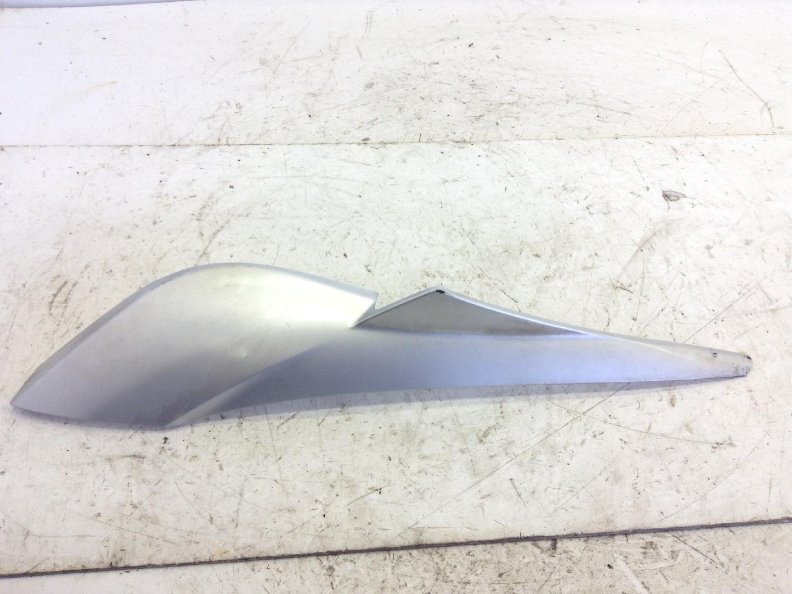 Piaggio medley ie abs 150 carena sottopedana sinistra -aletta rotta 2016 2019 rp8ma0220