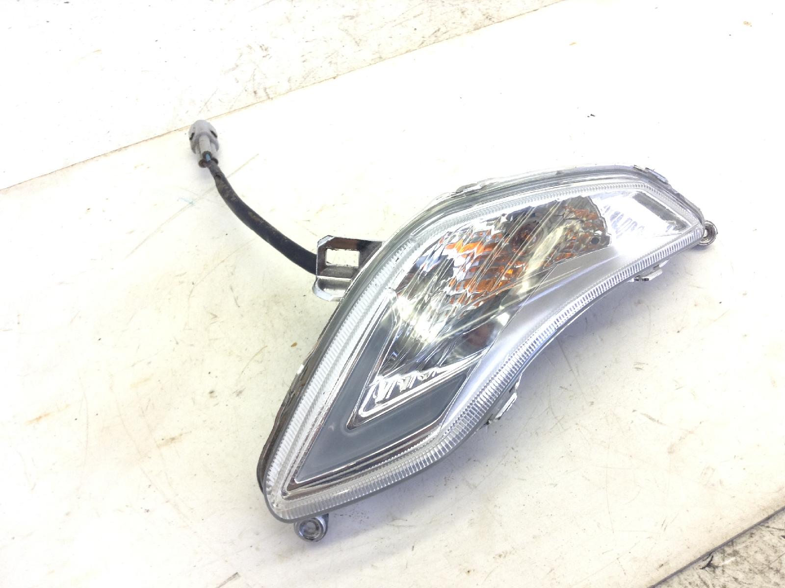 Piaggio medley ie abs 150 freccia anteriore destra 2016 2019 rp8ma0220