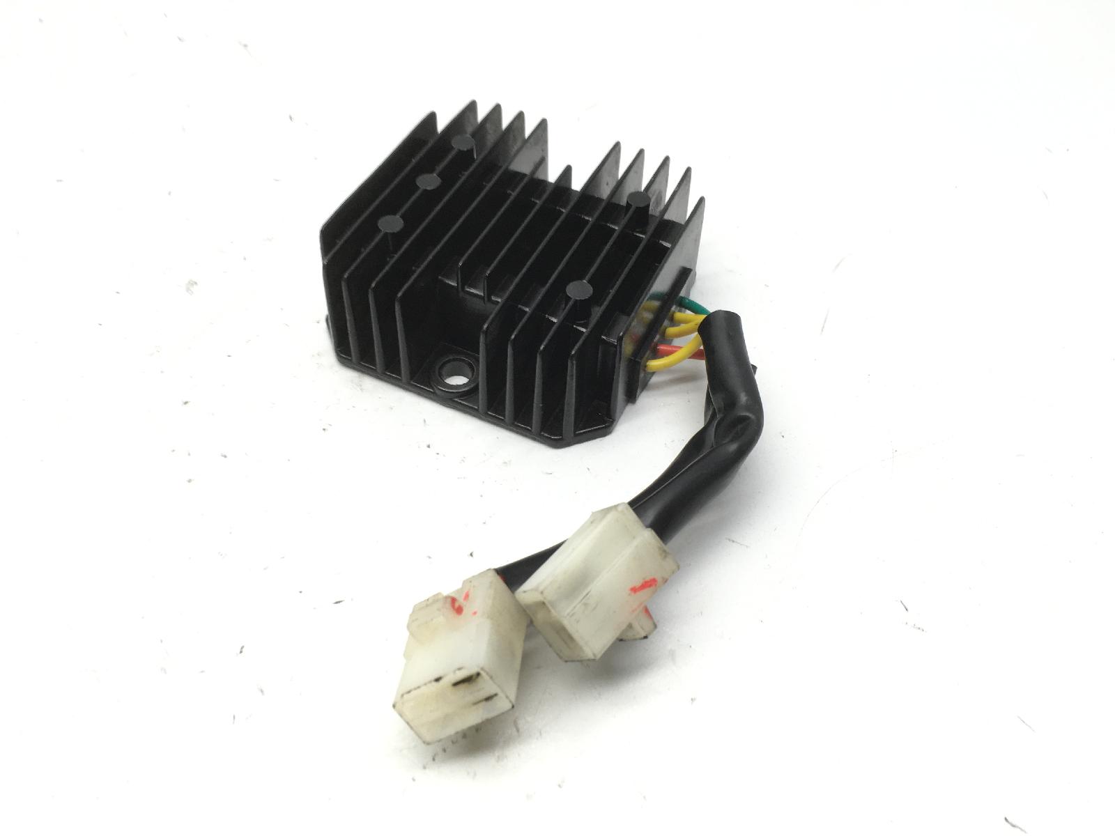 Sym mio e4 115 regolatore di tensione 2017 2020 rfgfsa201ksa
