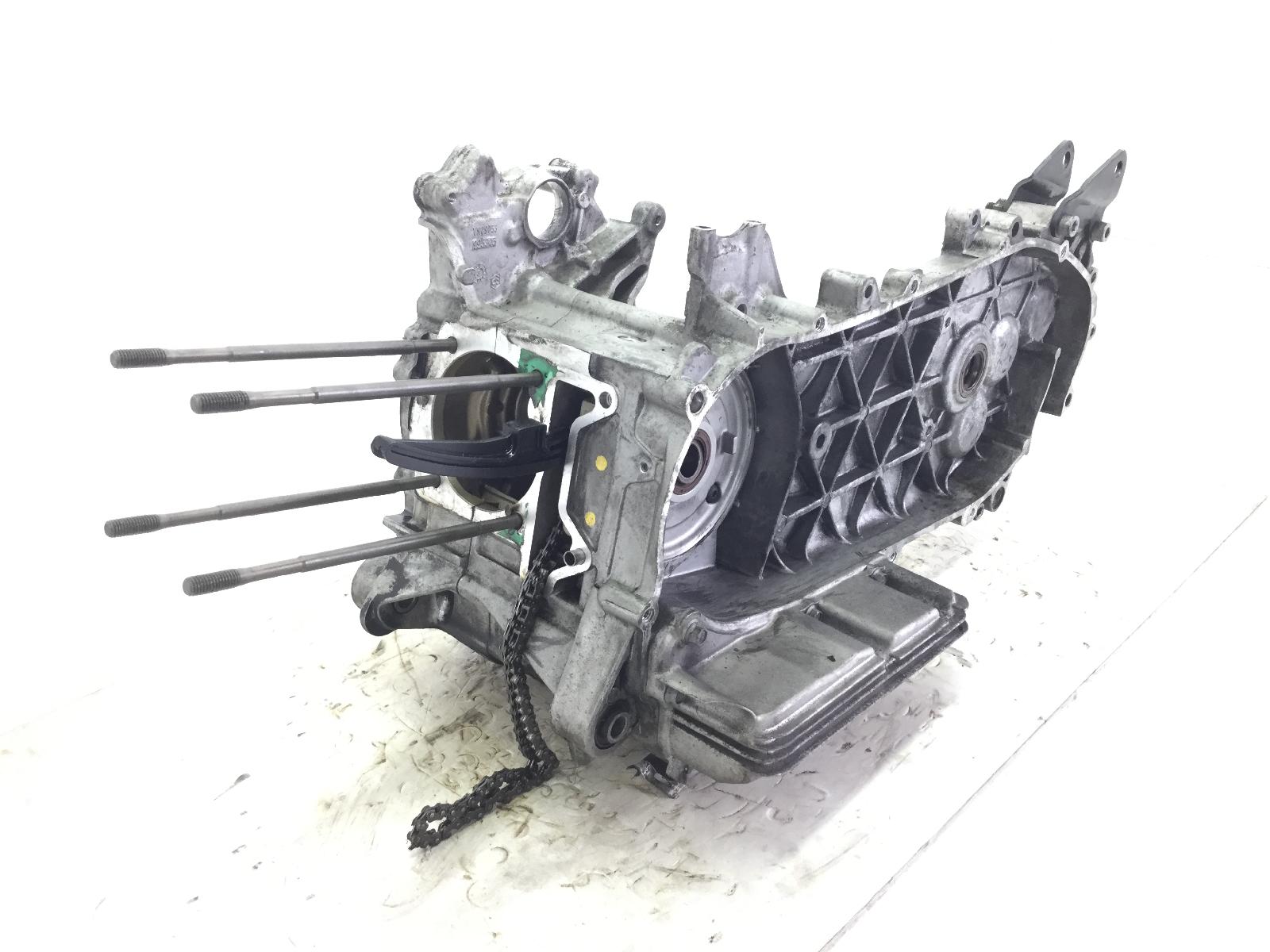 Piaggio fly 3v 4t 125 carter motore vuoto mod: m791m 2012 2013 rp8m791