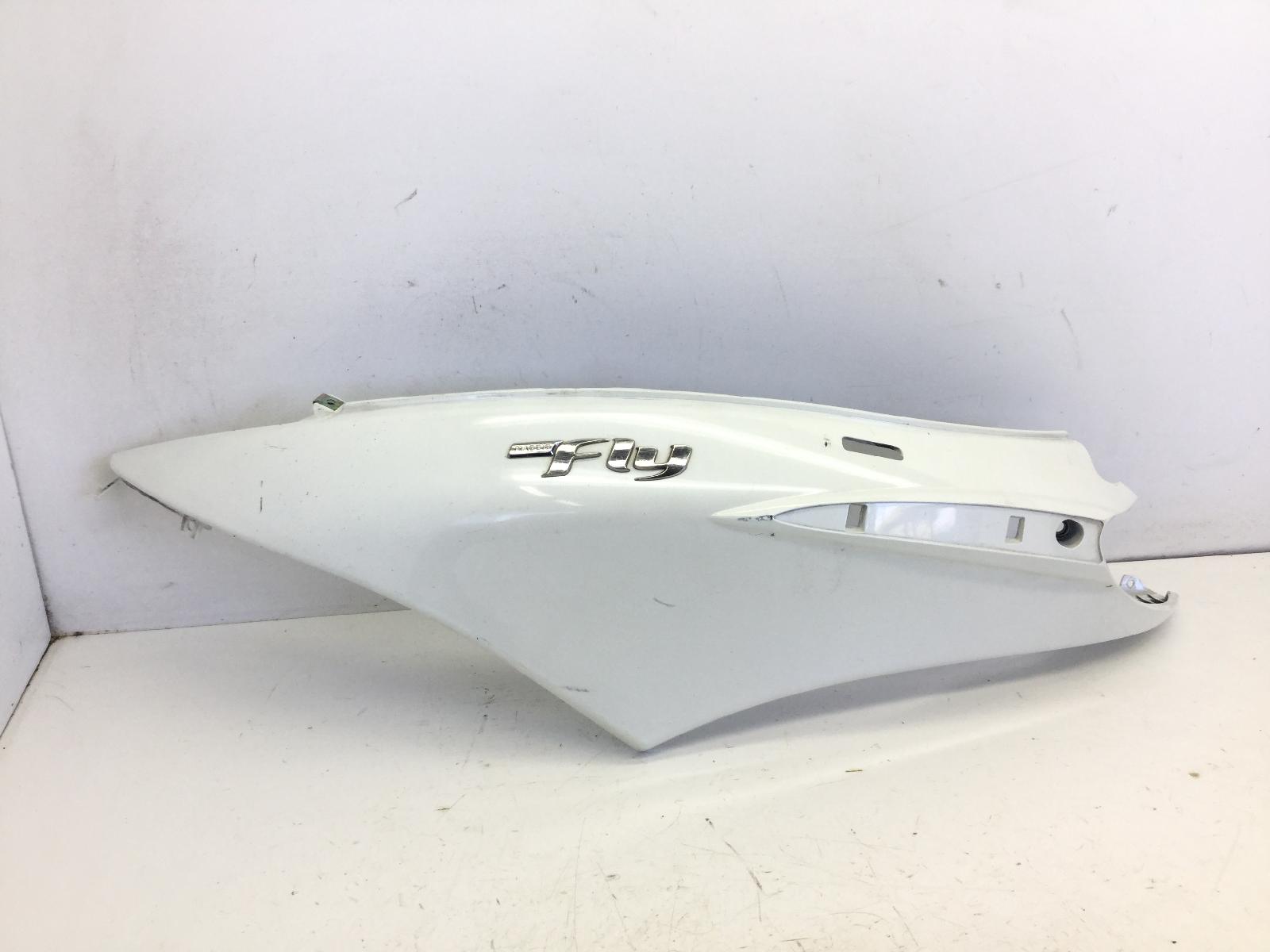 Piaggio fly 3v 4t 125 carena fiancata posteriore sinistra 2012 2013