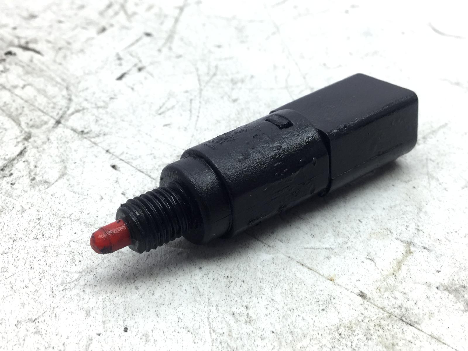Piaggio vespa lx fl 150 sensore stop microstop freno anteriore destro 2009 2009 m44400