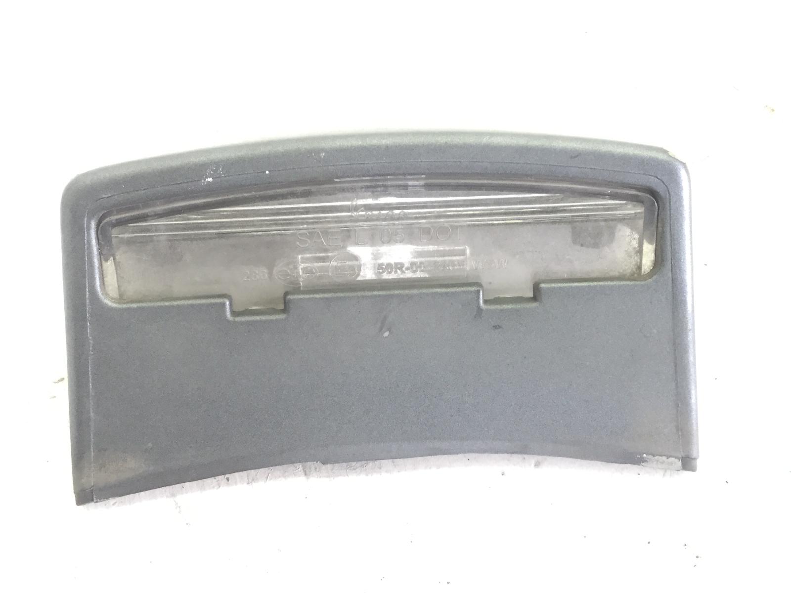 Supporto luce targa piaggio vespa s 4t 4v 50 2008 2012 m38600