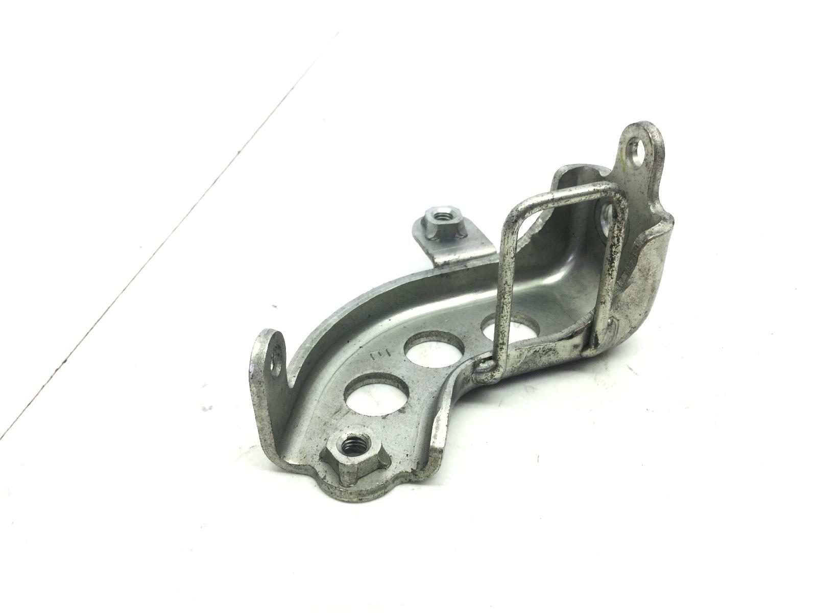 Staffa supporto pedana poggiapiede anteriore destra yamaha t-max sx 530 2017 2017 sj142
