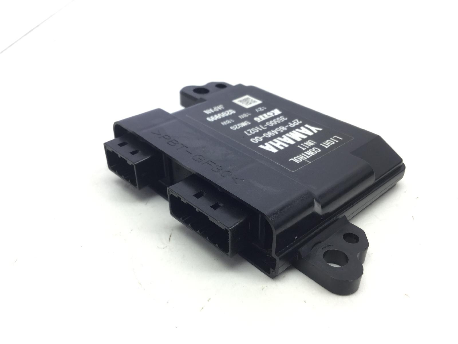 Centralina controllo luci faro fanale anteriore yamaha t-max sx 530 2017 2017 sj142