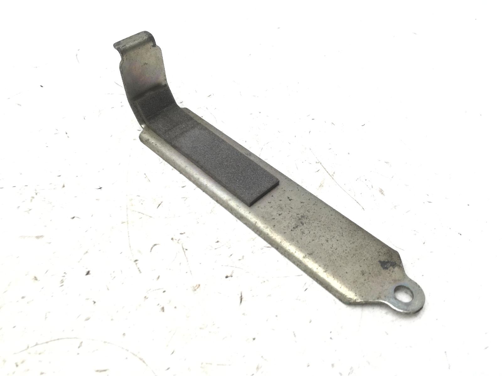 Suzuki dr sm 125 staffa fissaggio blocco batteria 2009 2010 cs111