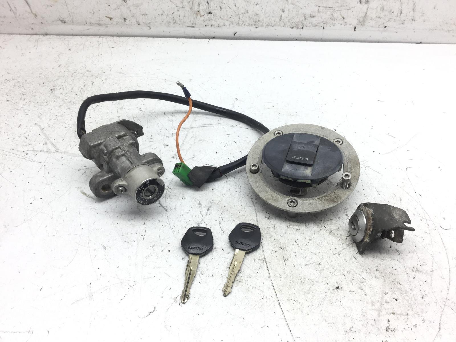 Suzuki sv s 650 blocchetto accensione tappo serbatoio serratura e chiave 2005 2005 by132