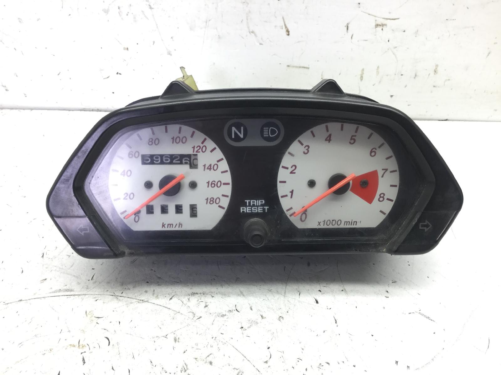 Honda vigor 650 strumentazione contachilometri tachimetro 1999 2002 rd09a