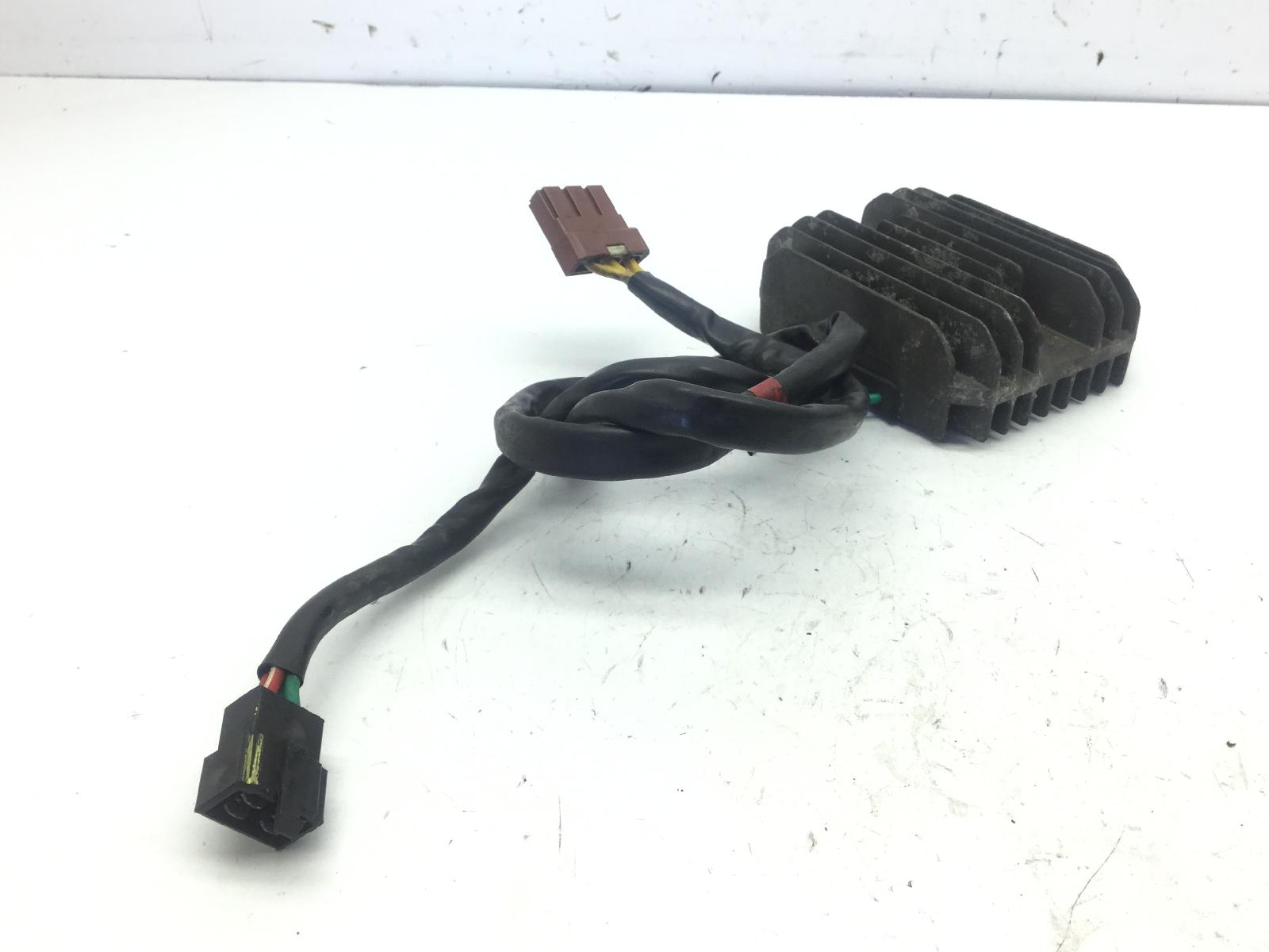 Aprilia scarabeo light 200 regolatore di tensione 2011 2012 rbm00
