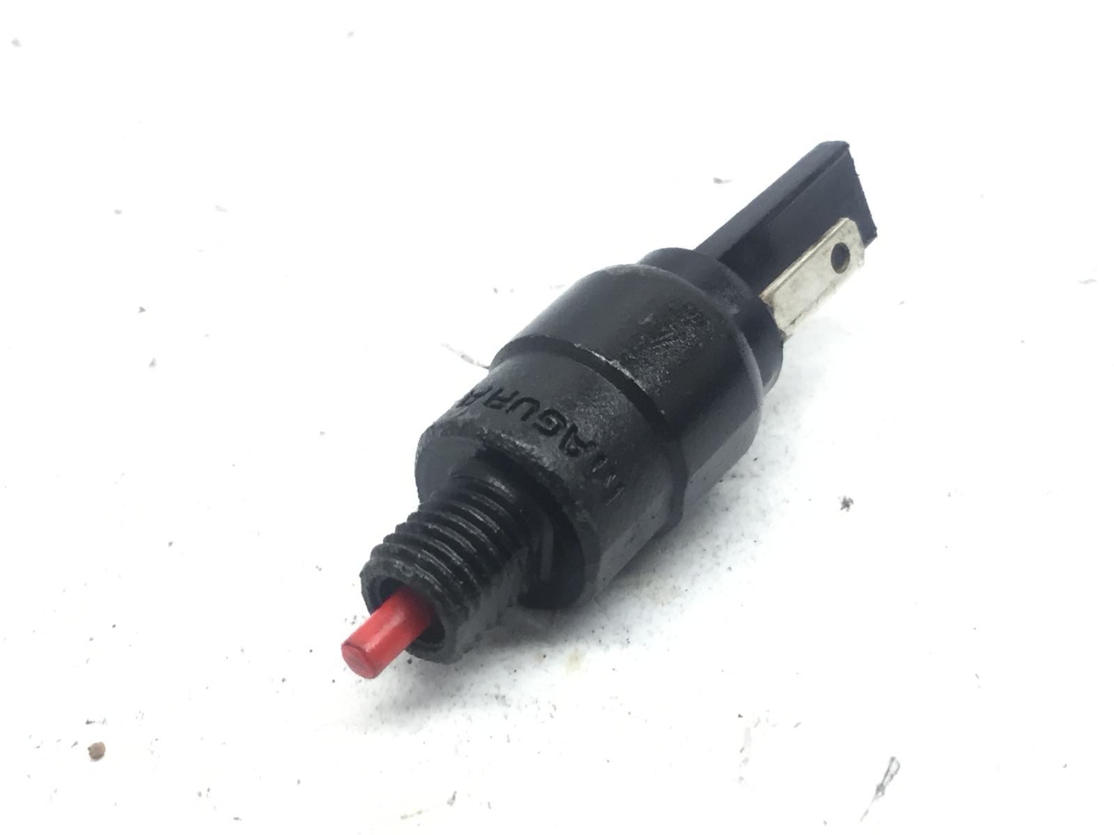 Aprilia srv 850 sensore stop microstop freno 2012 2014 m55103