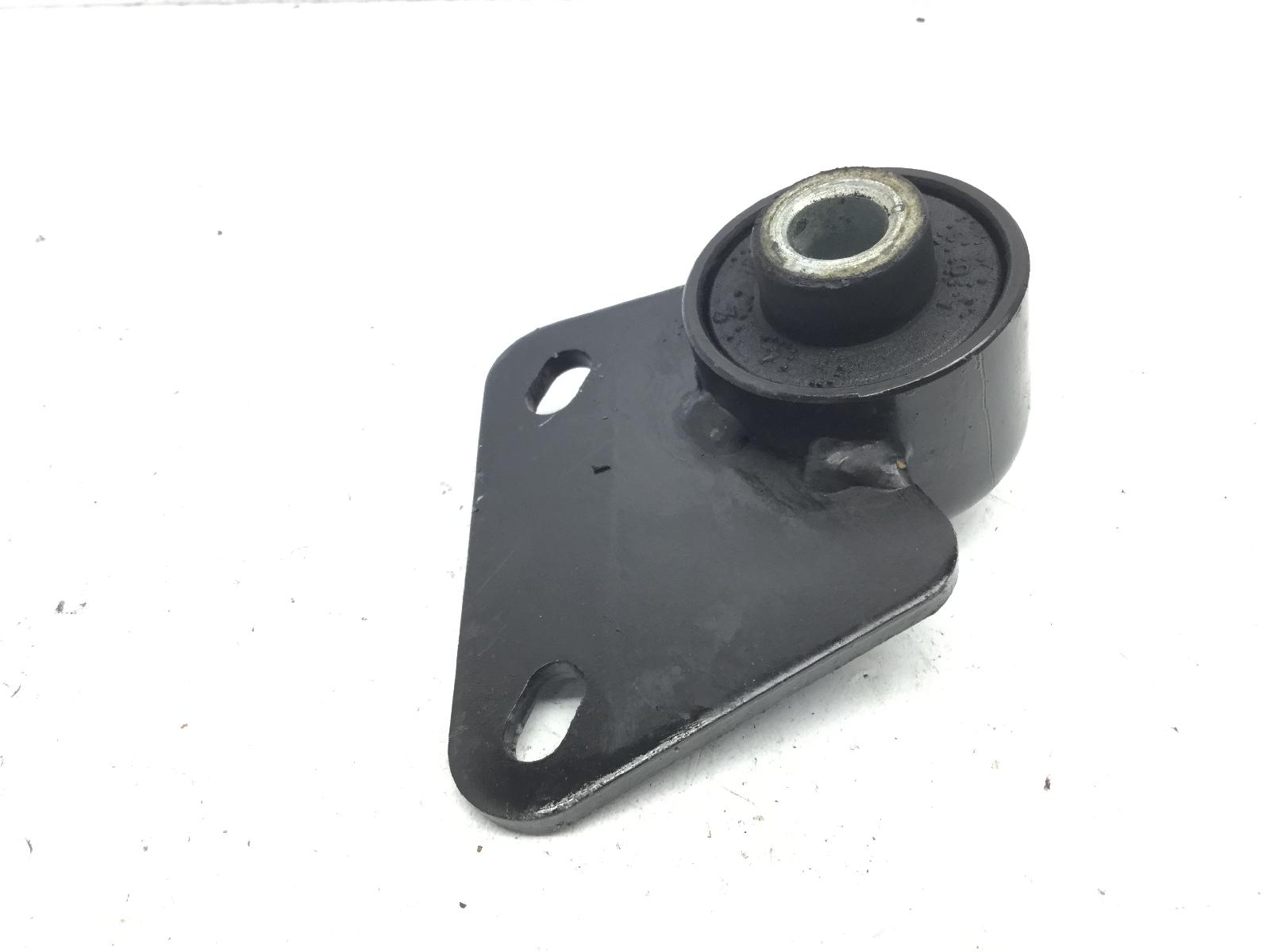 Aprilia srv 850 silent block destro e staffa supporto 2012 2014 m55103
