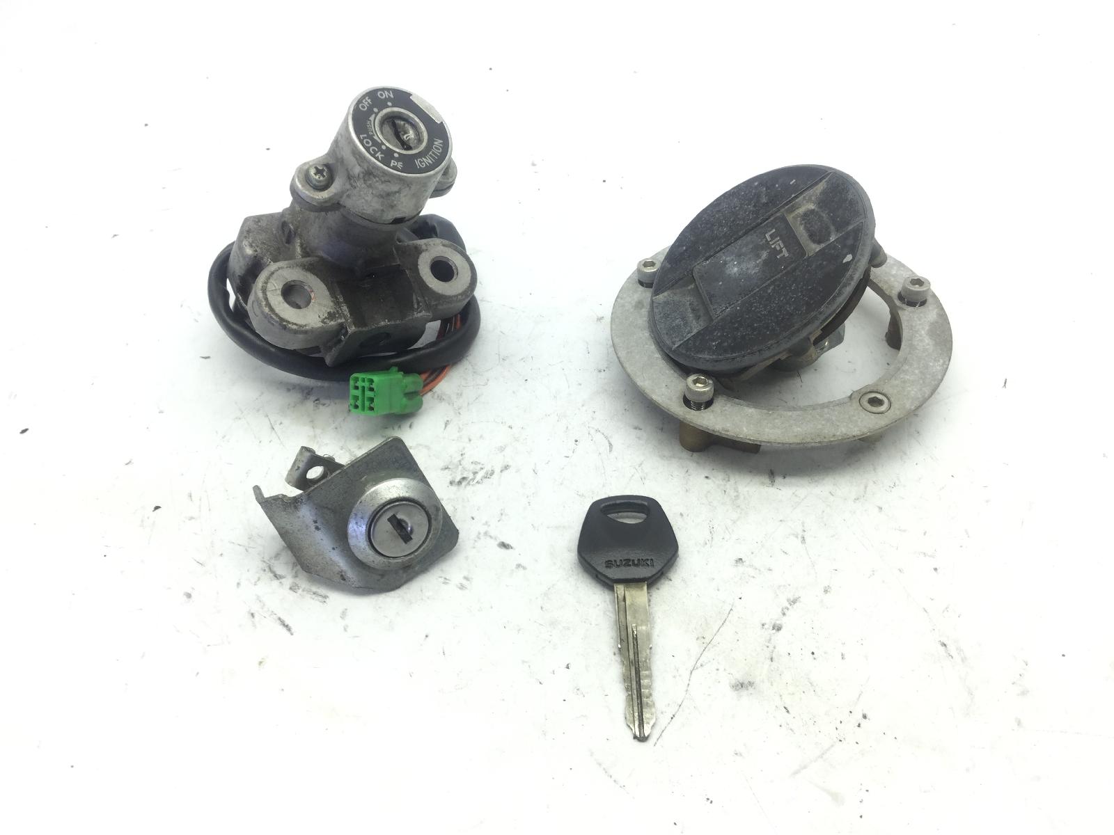 Suzuki sv 650 blocchetto accensione serratura tappo benzina e chiave 2008 2008 by111