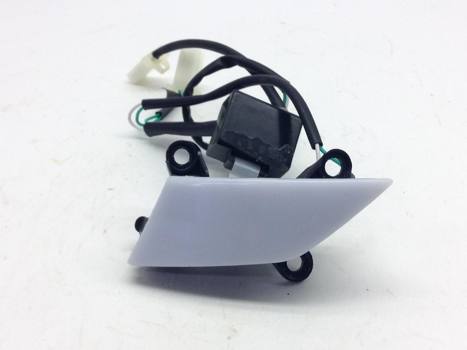 Peugeot tweet 125 faro anteriore centrale destro 2023 2023 vgalw4ckaps