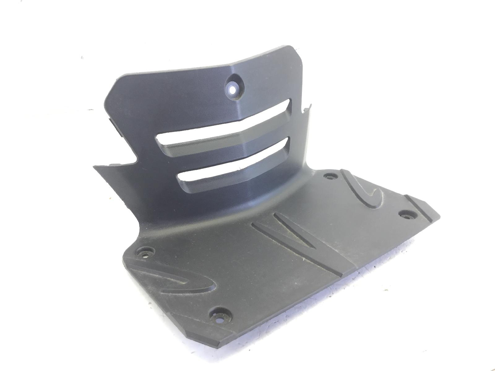 Peugeot tweet 125 carena coperchio ispezione motore tappo vano batteria 2023 2023 vgalw4ckaps