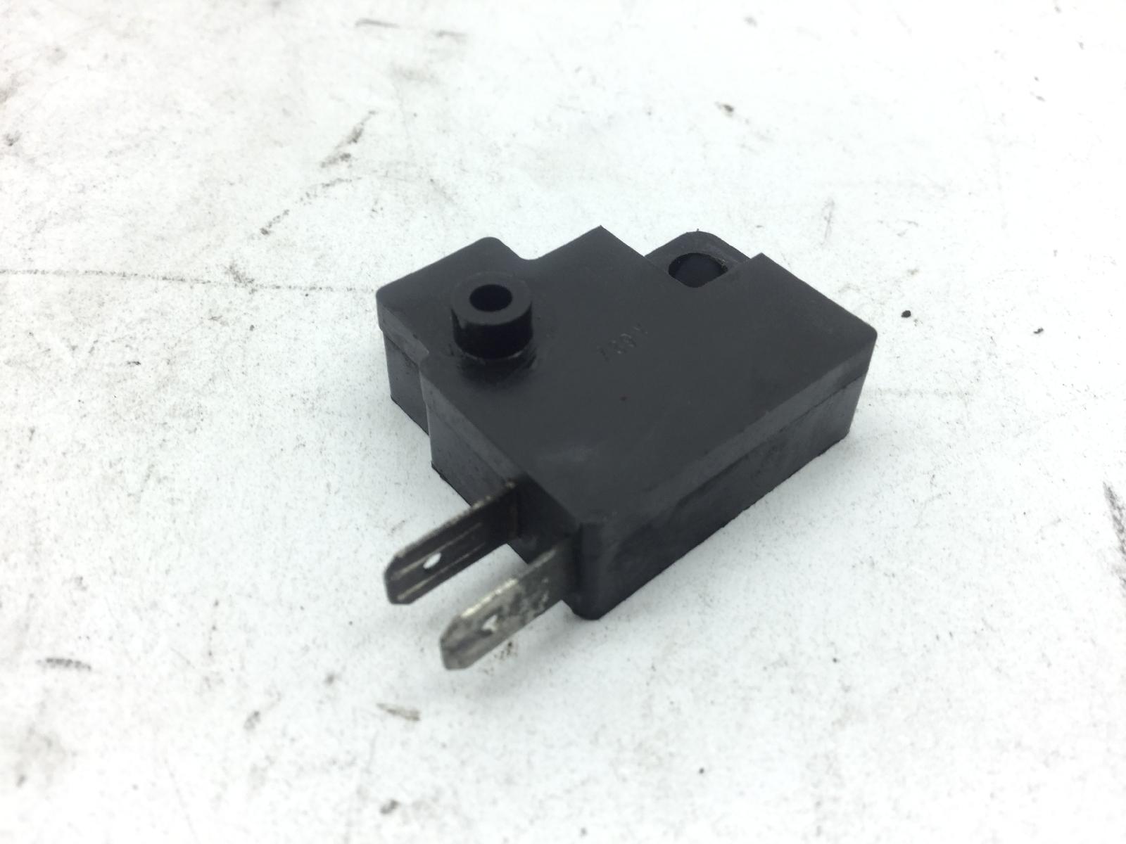 Honda shadow 50 sensore stop microstop freno anteriore destro 1998 1999 jh2af42