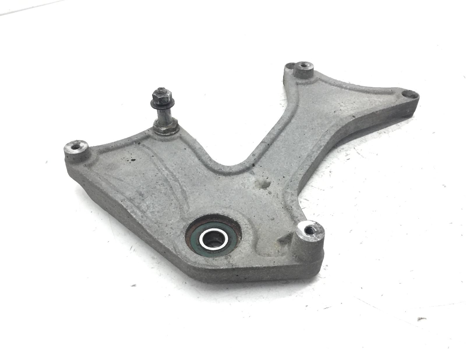 Piaggio vespa gt 200 staffa supporto scarico marmitta 2006 2007 m31200