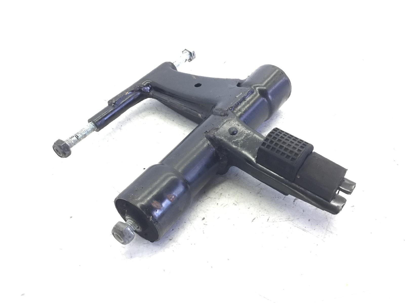 Piaggio liberty moc 2t 50 staffa supporto motore 2009 2013 c49100