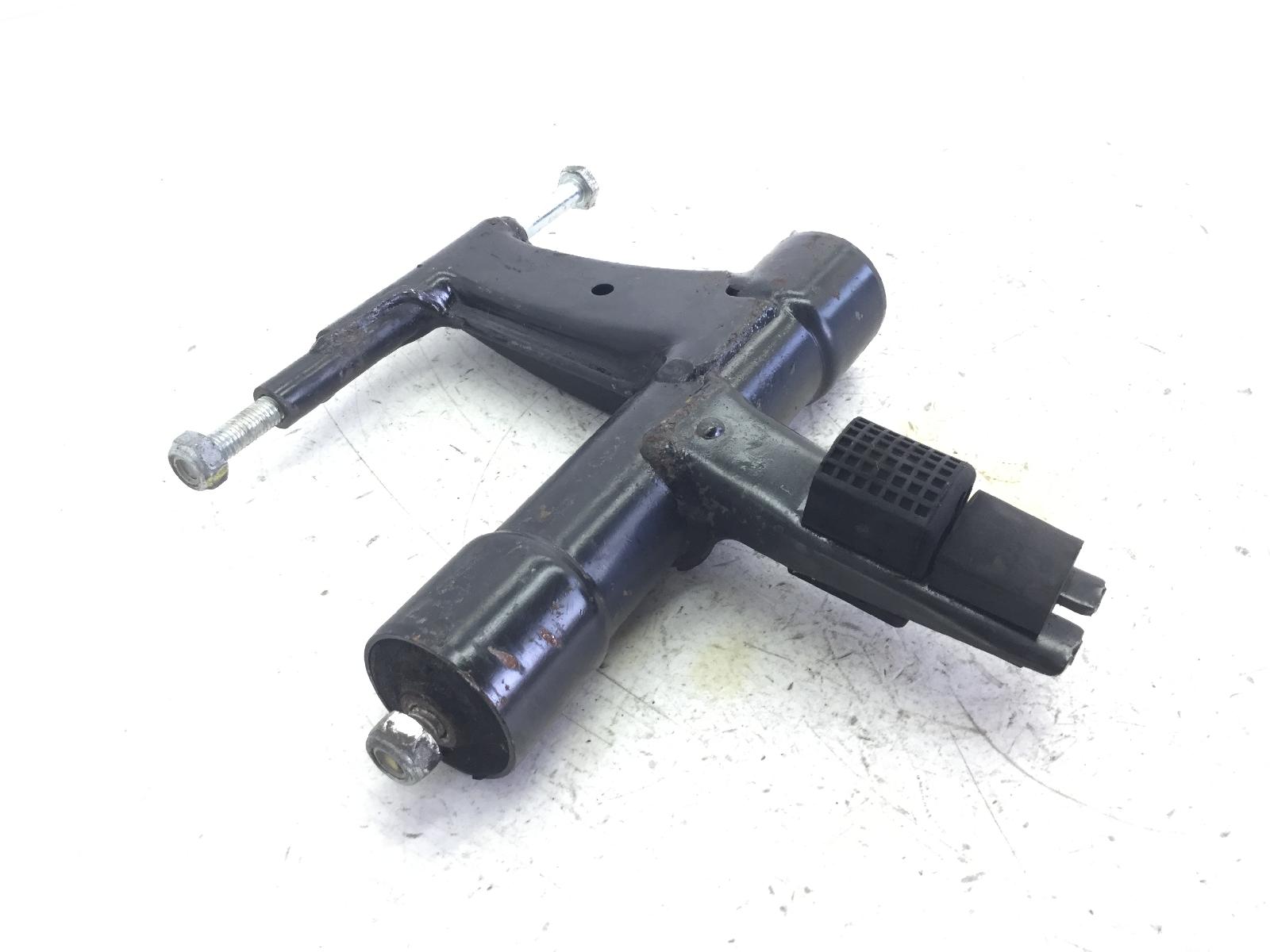 Piaggio liberty moc 2t 50 staffa supporto motore 2009 2013 c49100