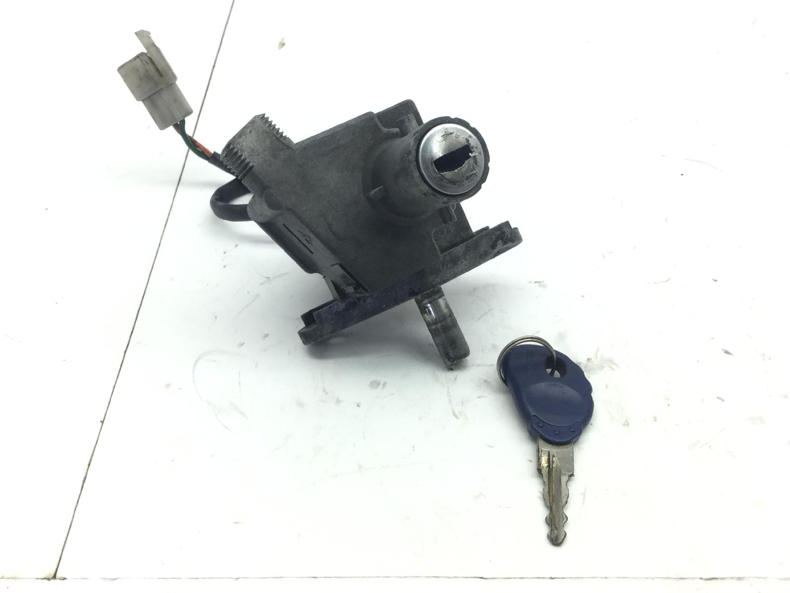 Aprilia scarabeo e3 125 blocchetto accensione e chiave storta 2006 2006 td005