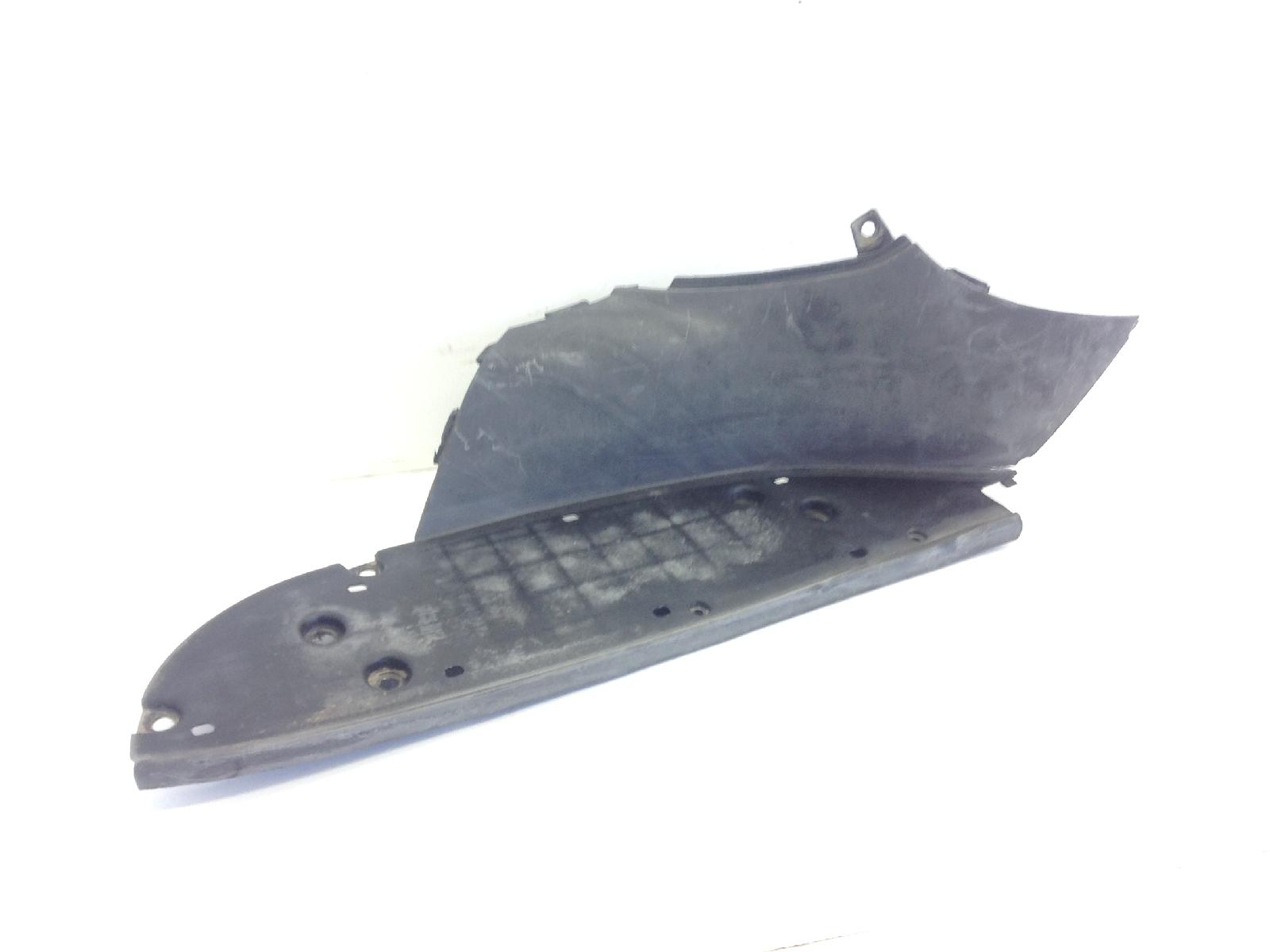Aprilia scarabeo e3 125 carena pedana pavimento poggiapiedi sinistra 2006 2006 td005