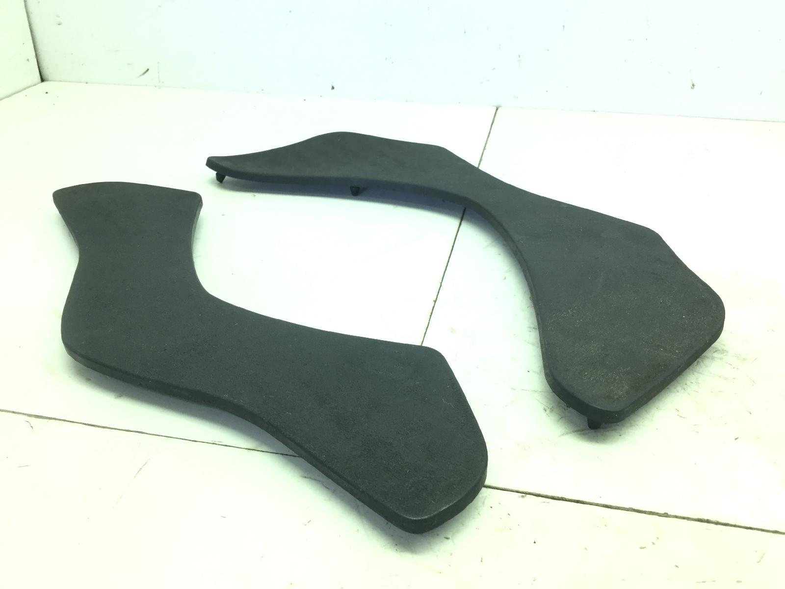 Coppia tappetini pedana pavimento poggiapiede yamaha xenter hw 125 2019 2020 sed41