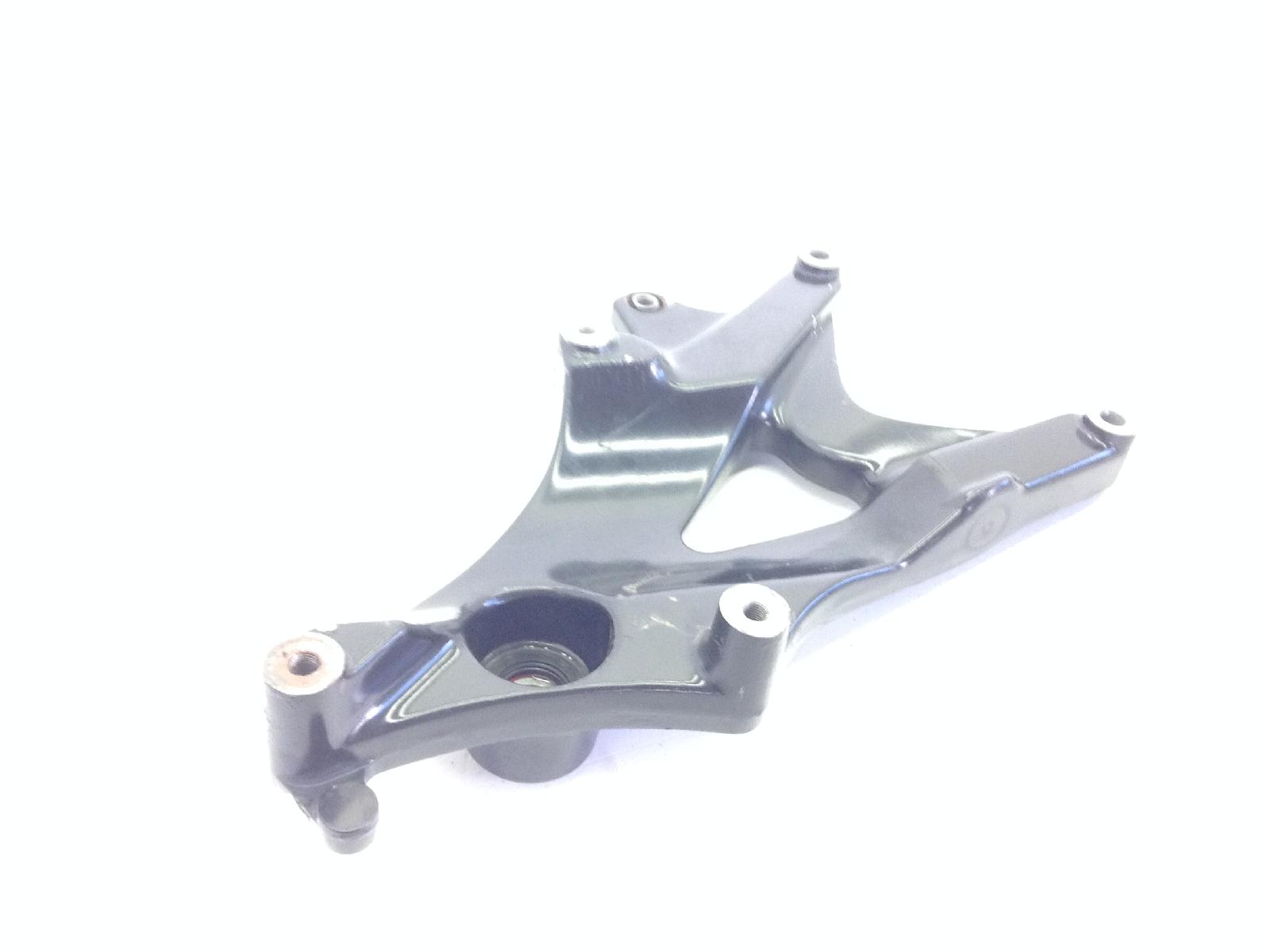 Yamaha xenter hw 125 staffa supporto scarico marmitta 2019 2020 sed41