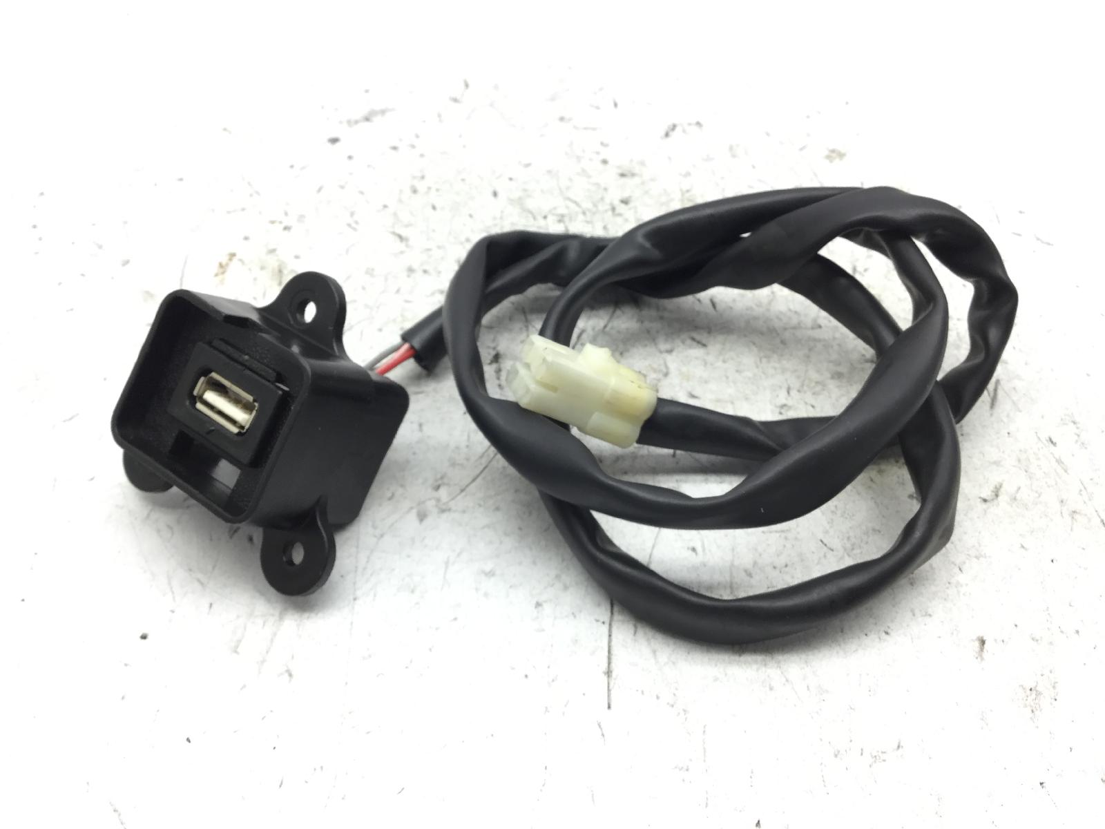 Sym symphony st e5 125 presa usb 2021 2023 lxmxlb302nxb