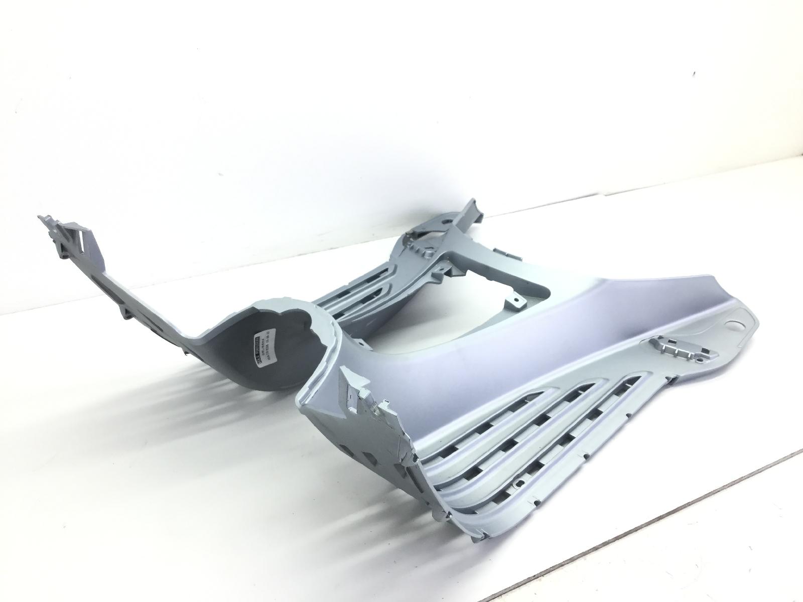 Piaggio vespa primavera e5 50 carena pedana pavimento poggiapiedi 2020 2023 cd0100