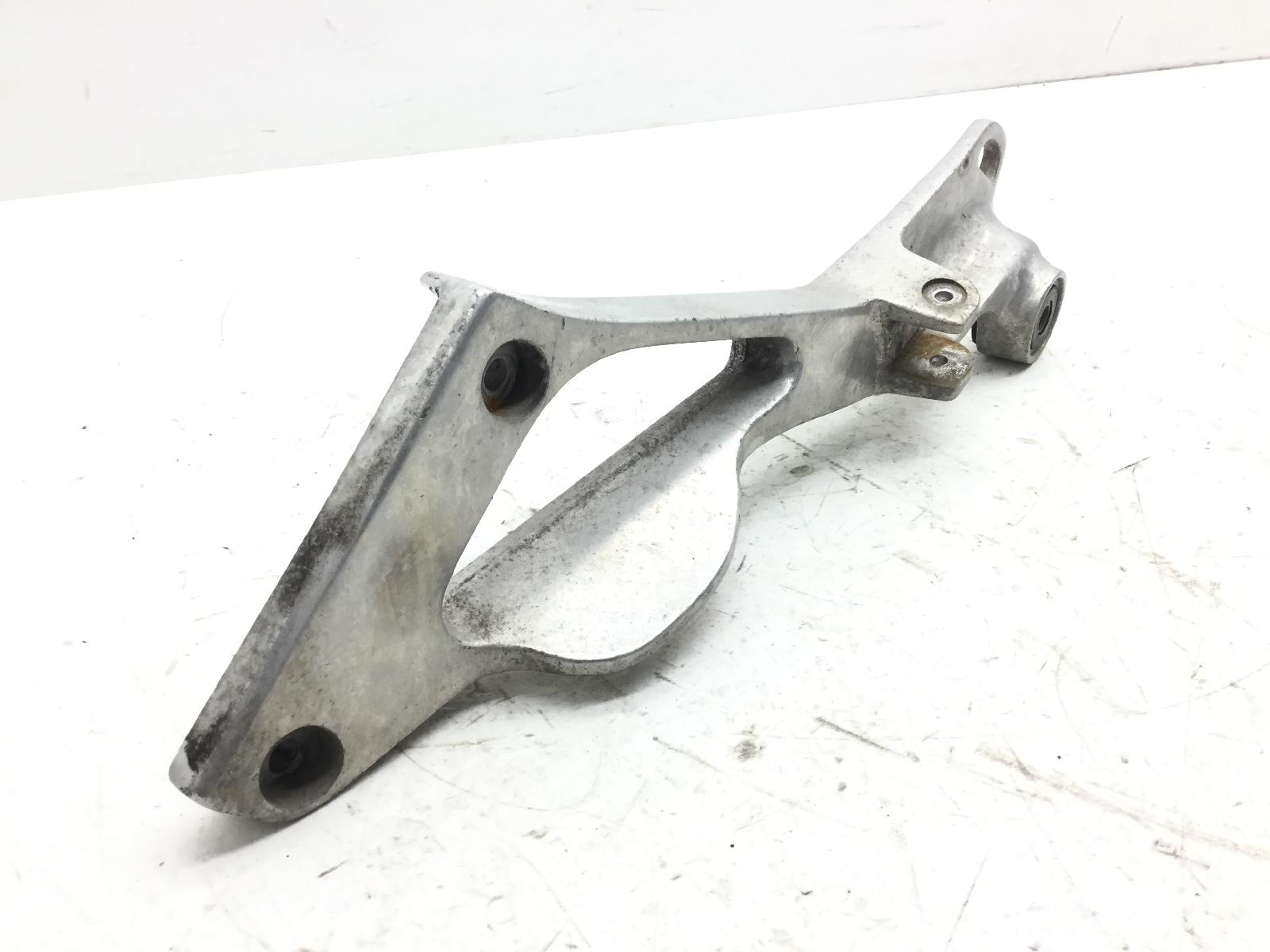 Yamaha tdm 850 staffa supporto pedana posteriore poggiapiede sinistra 1999 1999 4tx