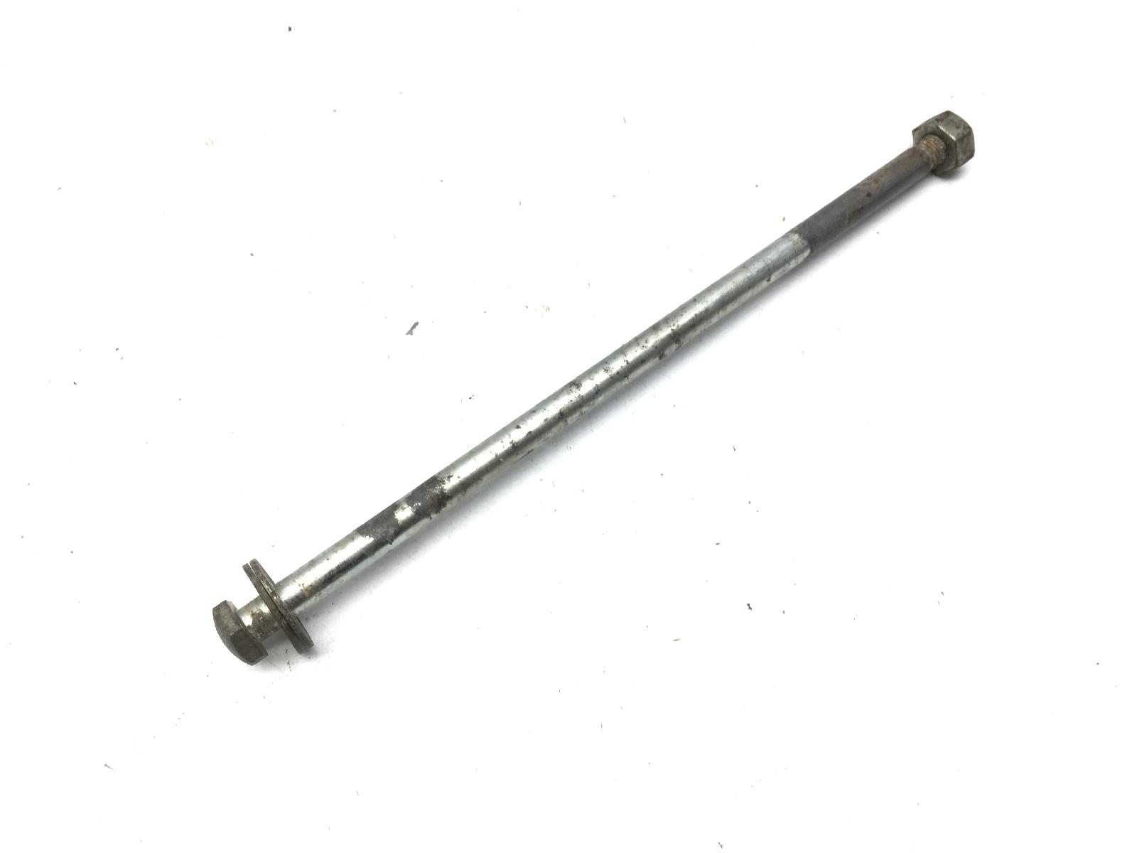 Suzuki rv 90 perno ruota anteriore dimanetro 10 mm 1985 1985