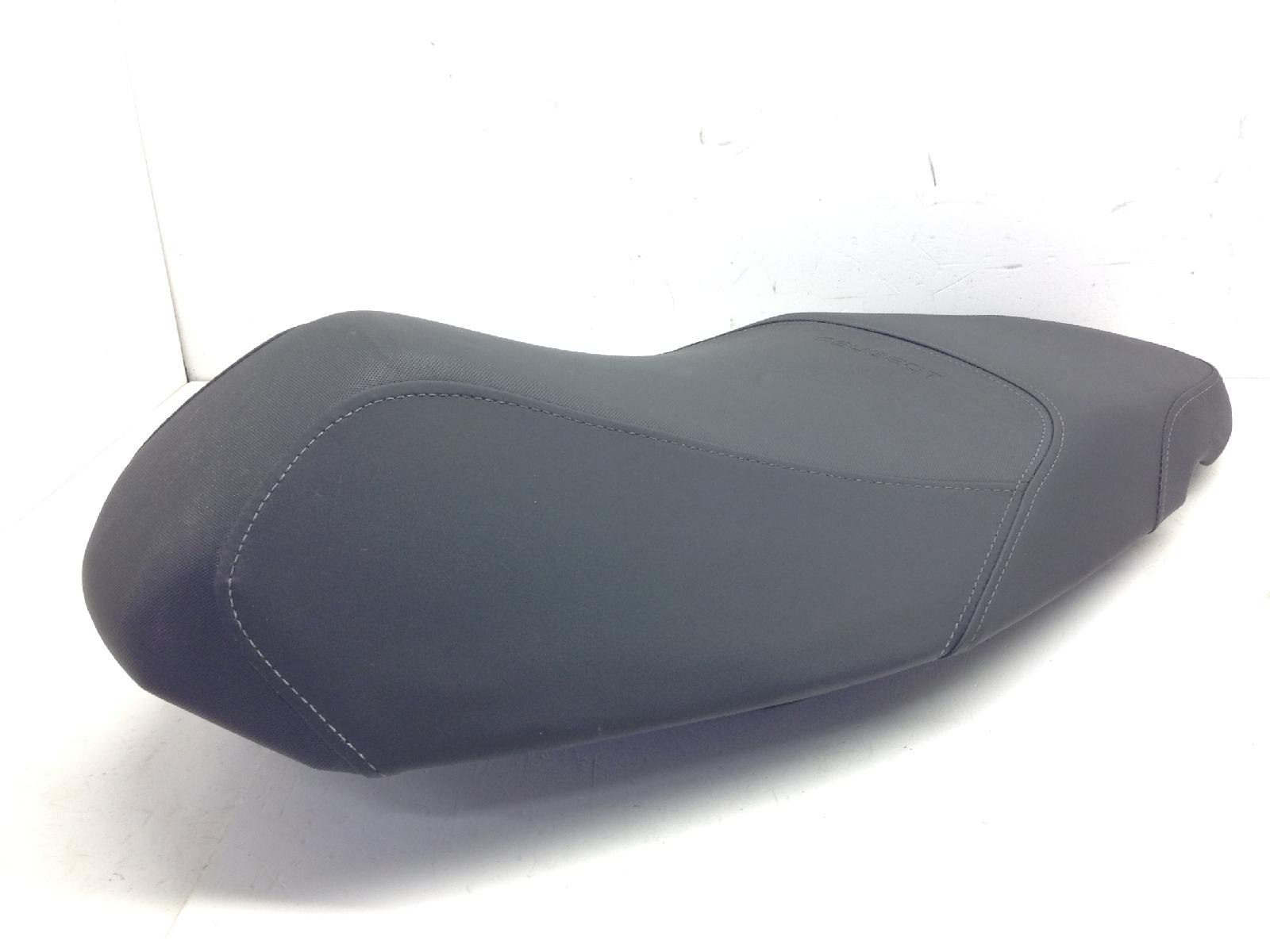Peugeot tweet gt 4t 50 sella saddle 2023 2023 vgaly1aaa0s