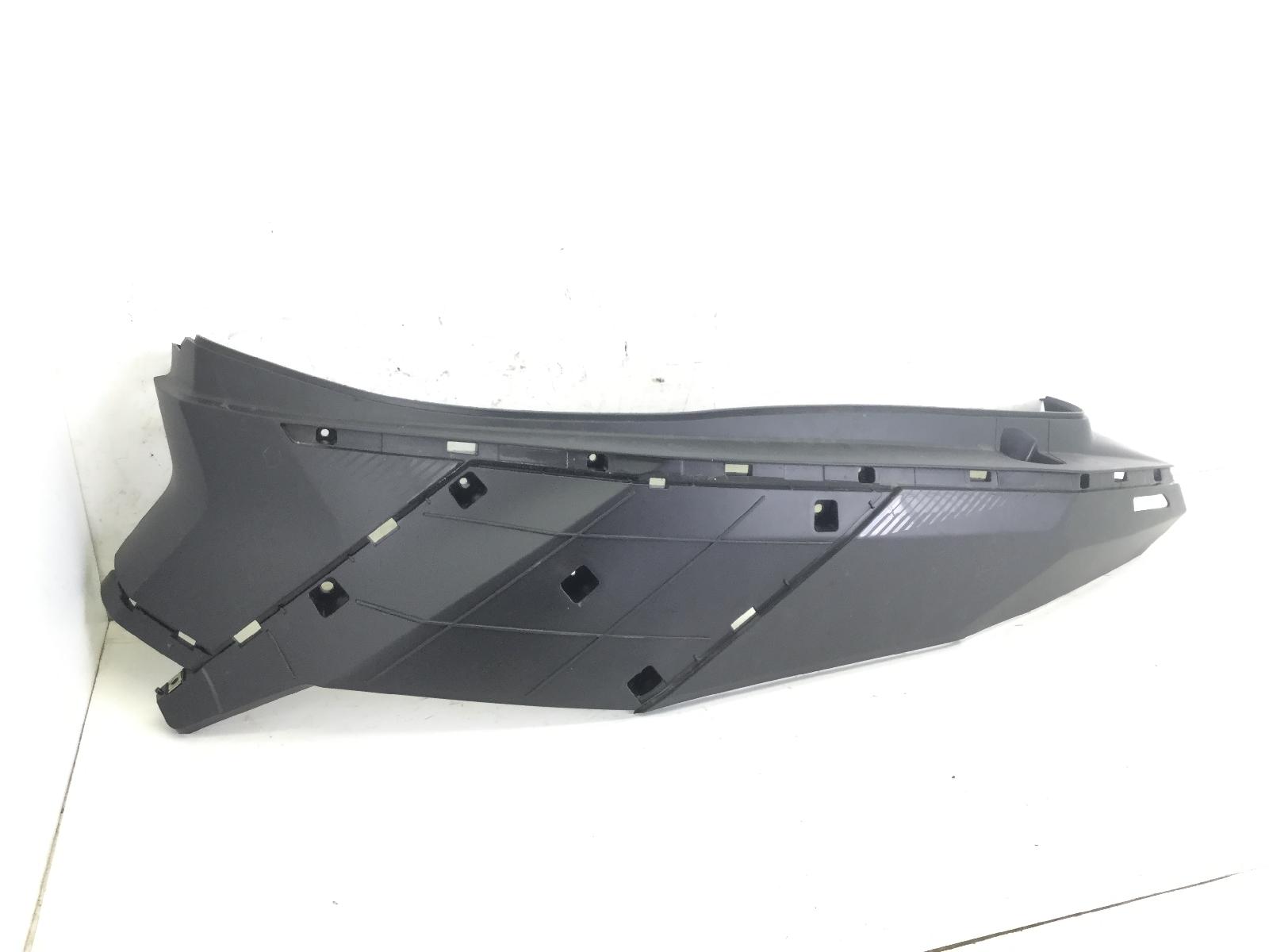 Peugeot tweet gt 4t 50 carena fiancata posteriore sinistra 2023 2023 vgaly1aaa0s