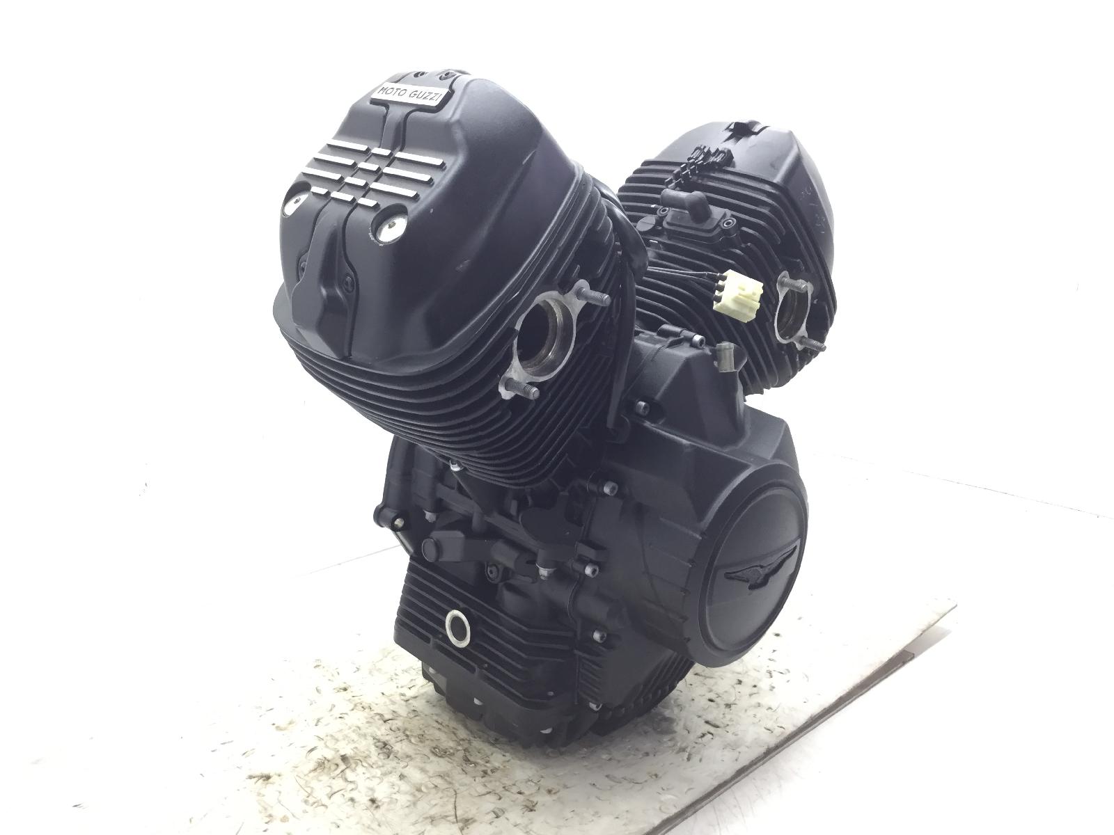 Moto guzzi v7 stone e5 abs 850 blocco motore engine mod: aw 2021 2023 kza00