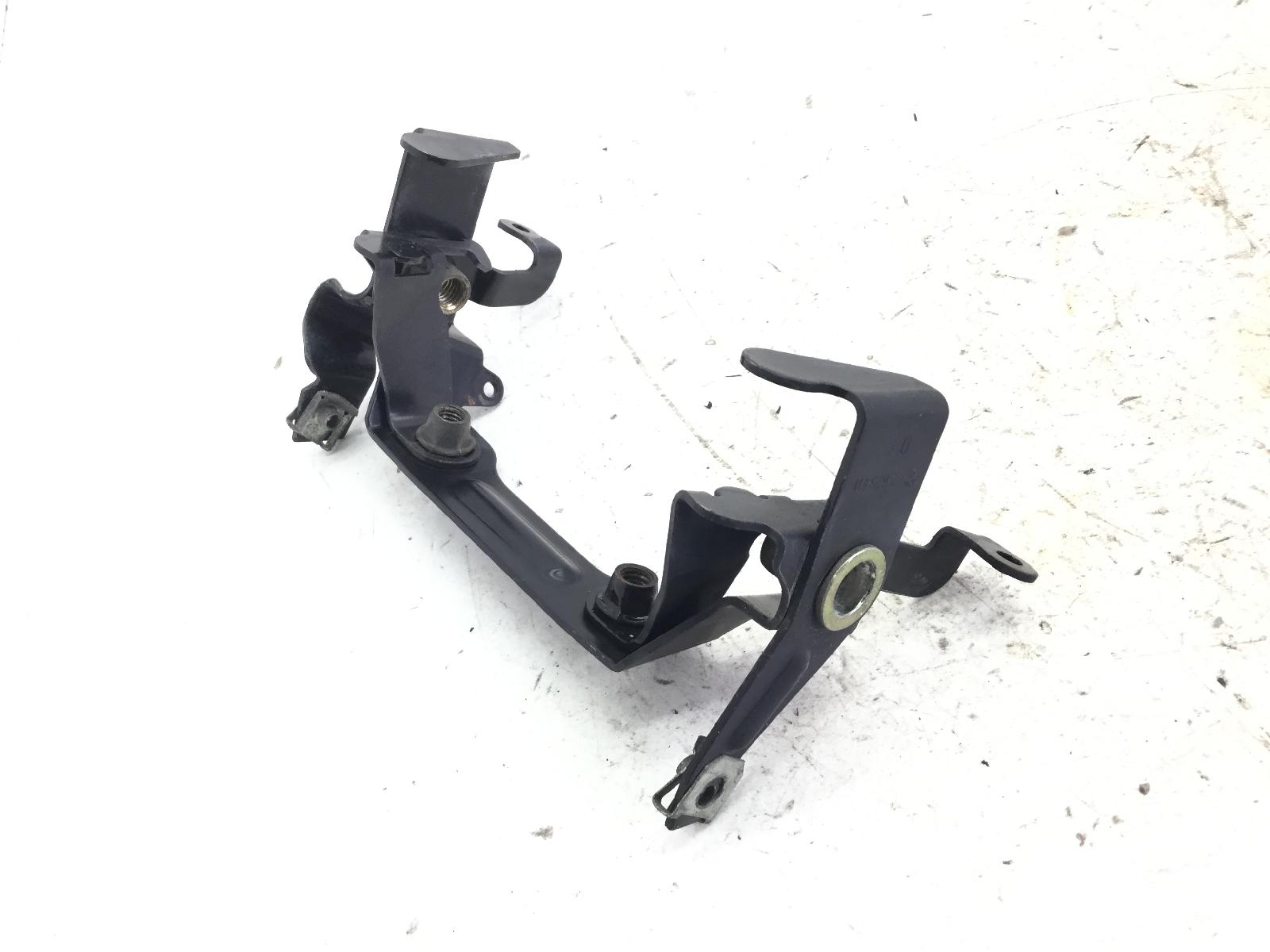 Bmw k 1200 r 1200 staffa supporto serbatoio 2004 2007 wb10584066zn