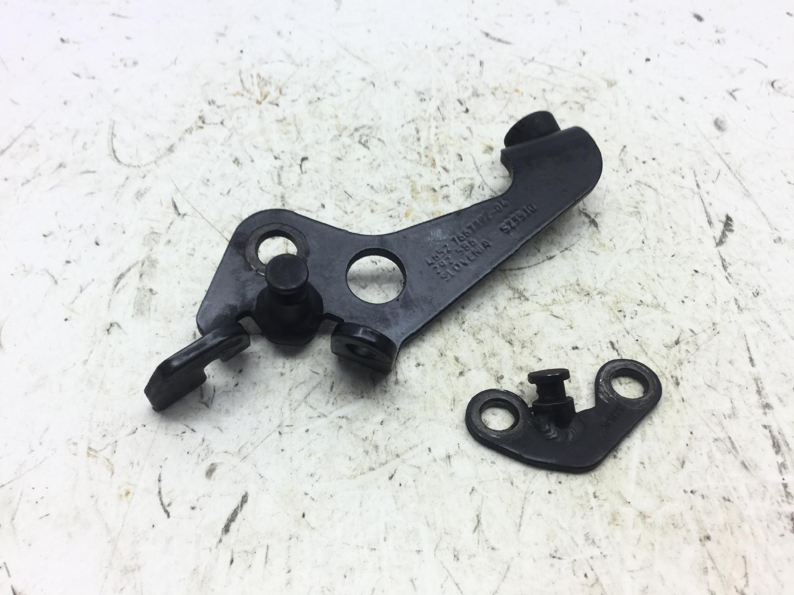 Bmw k 1200 r 1200 coppia staffe supporto cavalletto laterale 2004 2007 wb10584066zn