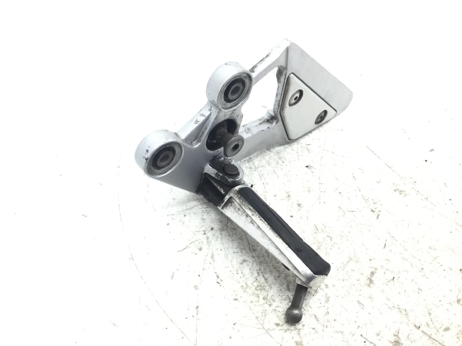 Yamaha fz6 600 pedana anteriore poggiapiede sinistra e supporto 2006 2006 rj074