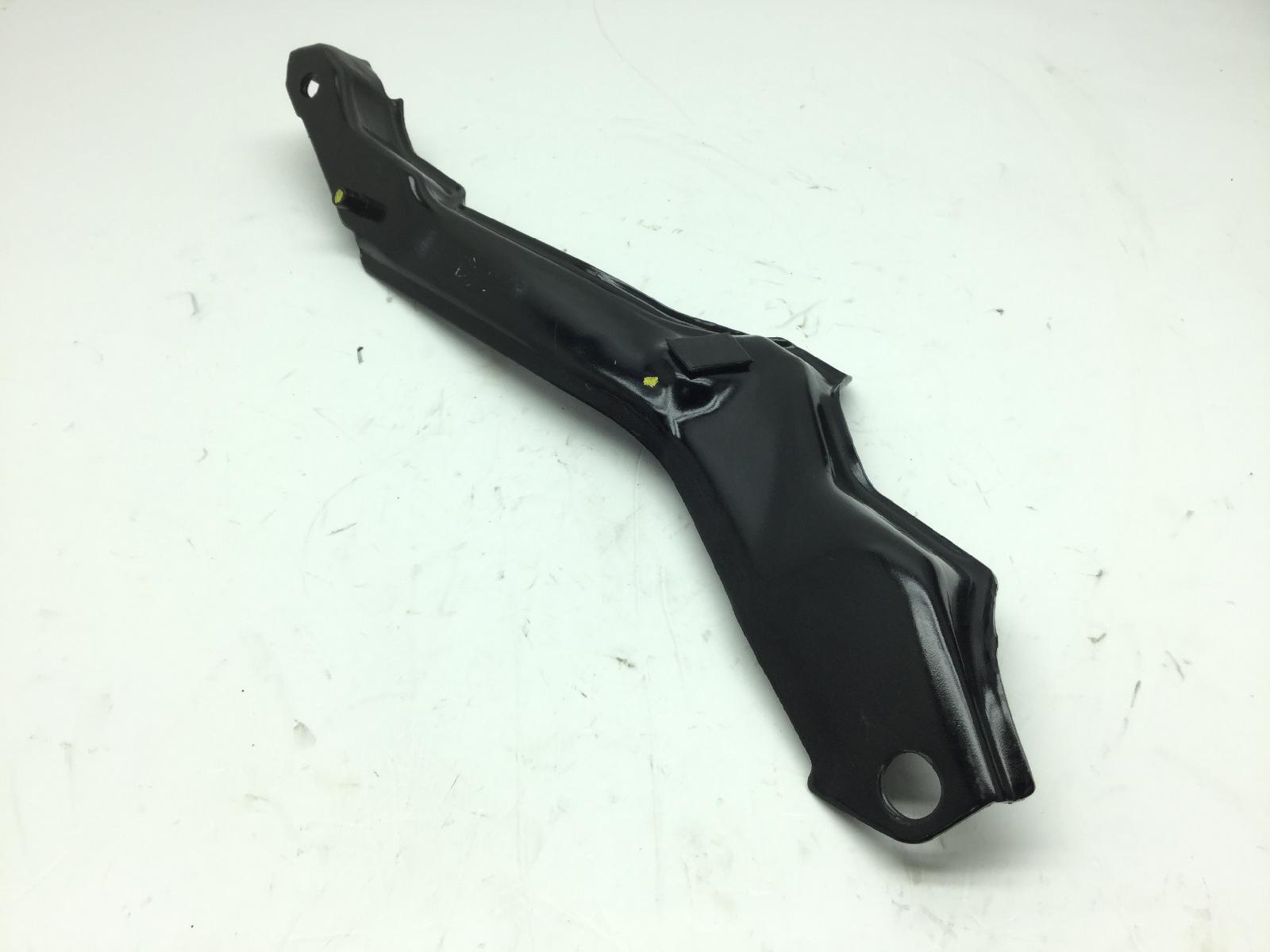 Ktm duke 390 staffa supporto sella laterale destra 2021 2023 vbkjpj405nc