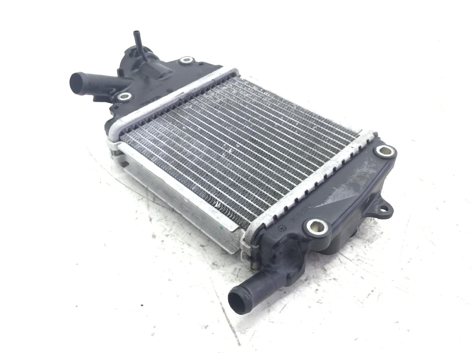 Piaggio medley ie abs e5 125 radiatore acqua liquido raffreddamento motore 2021 2022 md0100