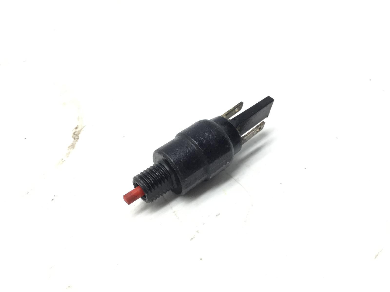 Piaggio medley ie abs e5 125 sensore stop microstop freno anteriore destro 2021 2022 md0100