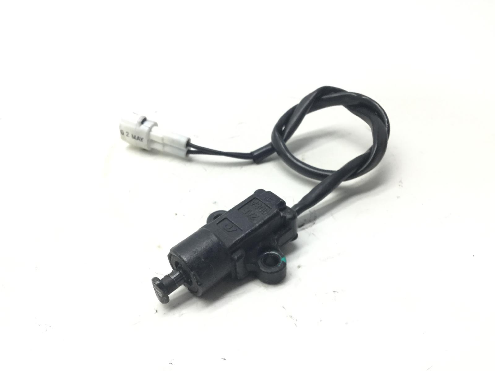 Piaggio medley ie abs e5 125 sensore posizione cavalletto laterale 2021 2024 md0100